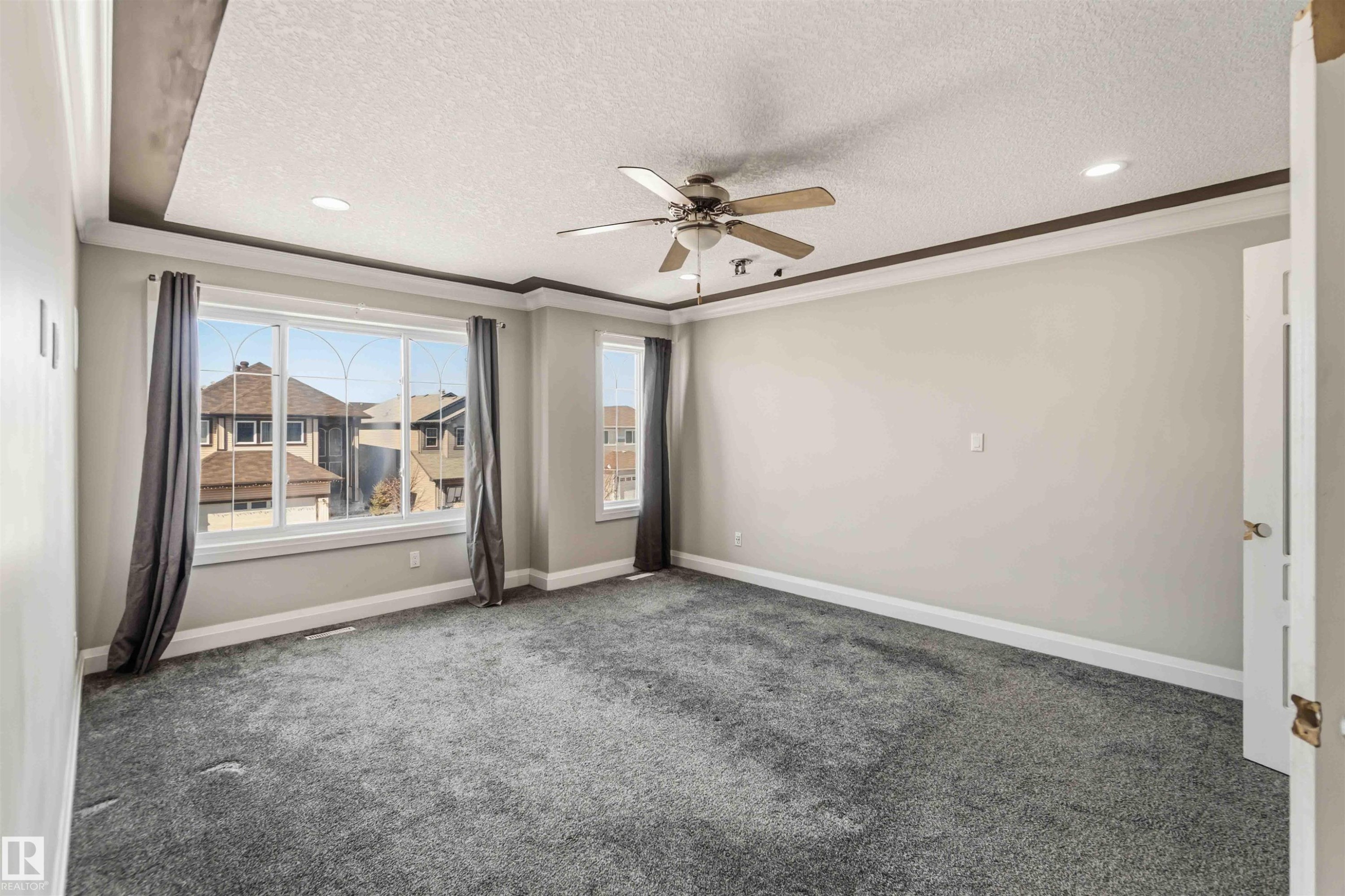 3563 14 Street, Edmonton, AB - Indoor Photo Showing Other Room