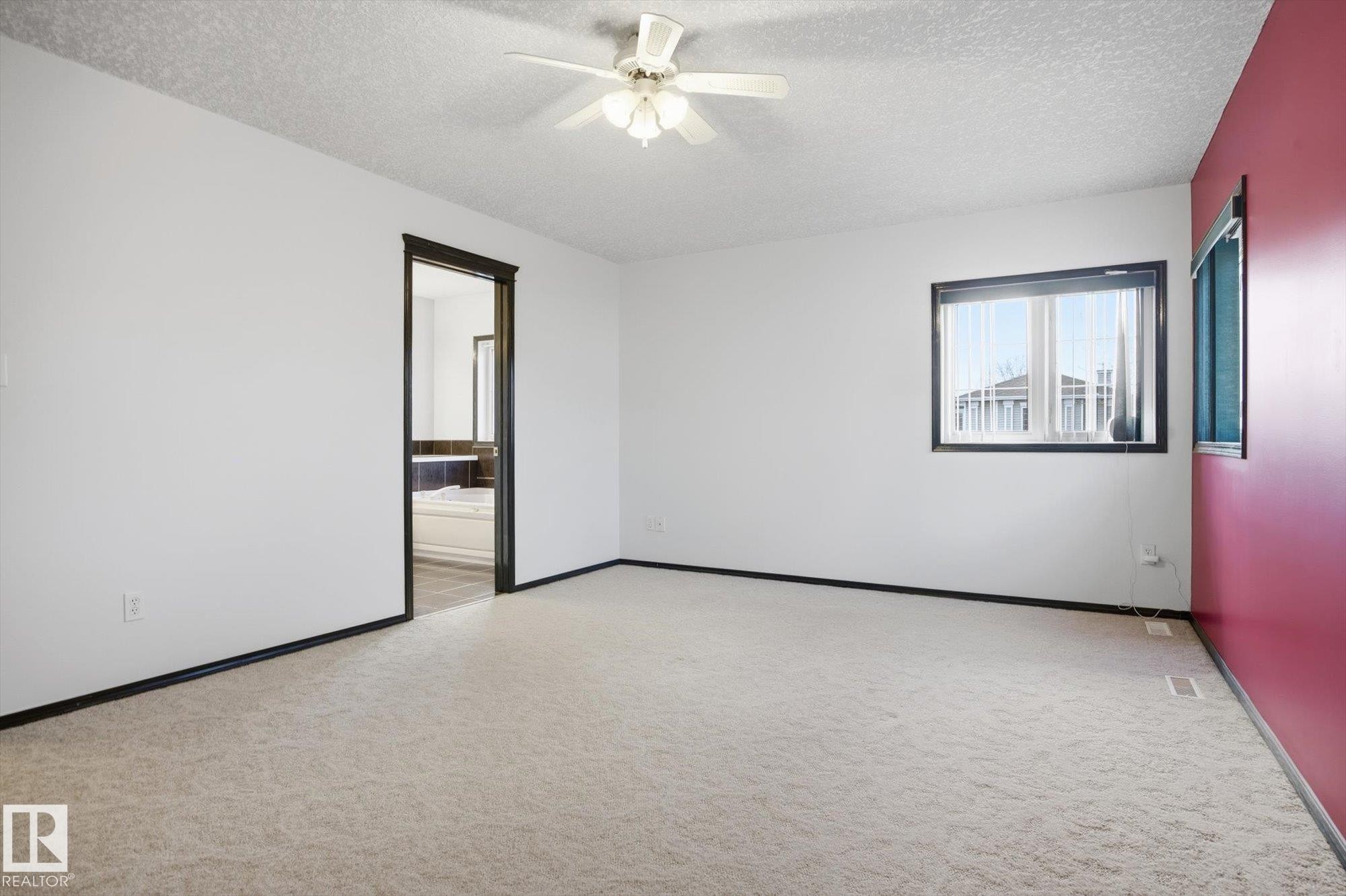 11413 118 Street, Edmonton, AB - Indoor Photo Showing Other Room