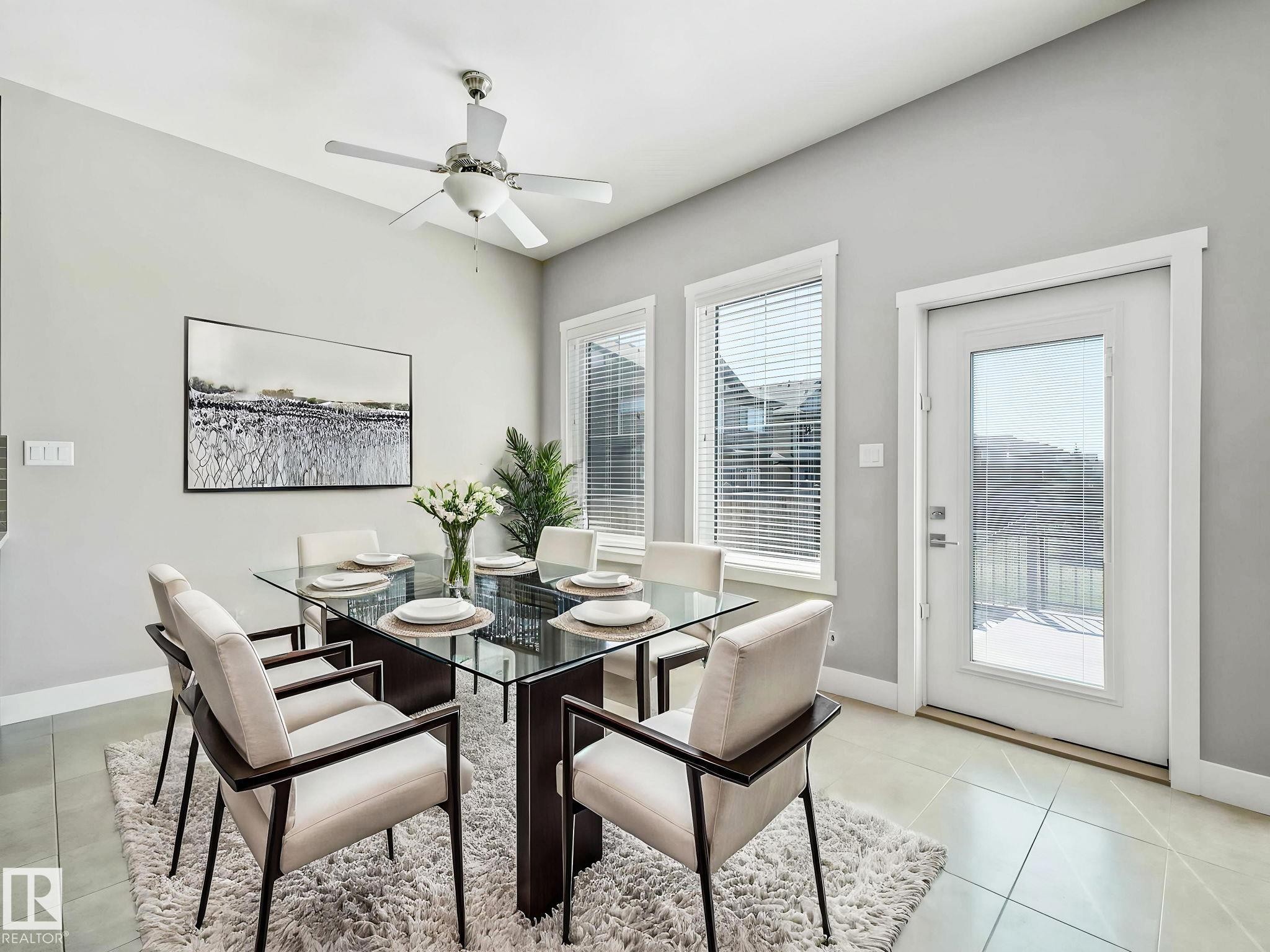 7515 173 Avenue, Edmonton, AB - Indoor Photo Showing Dining Room