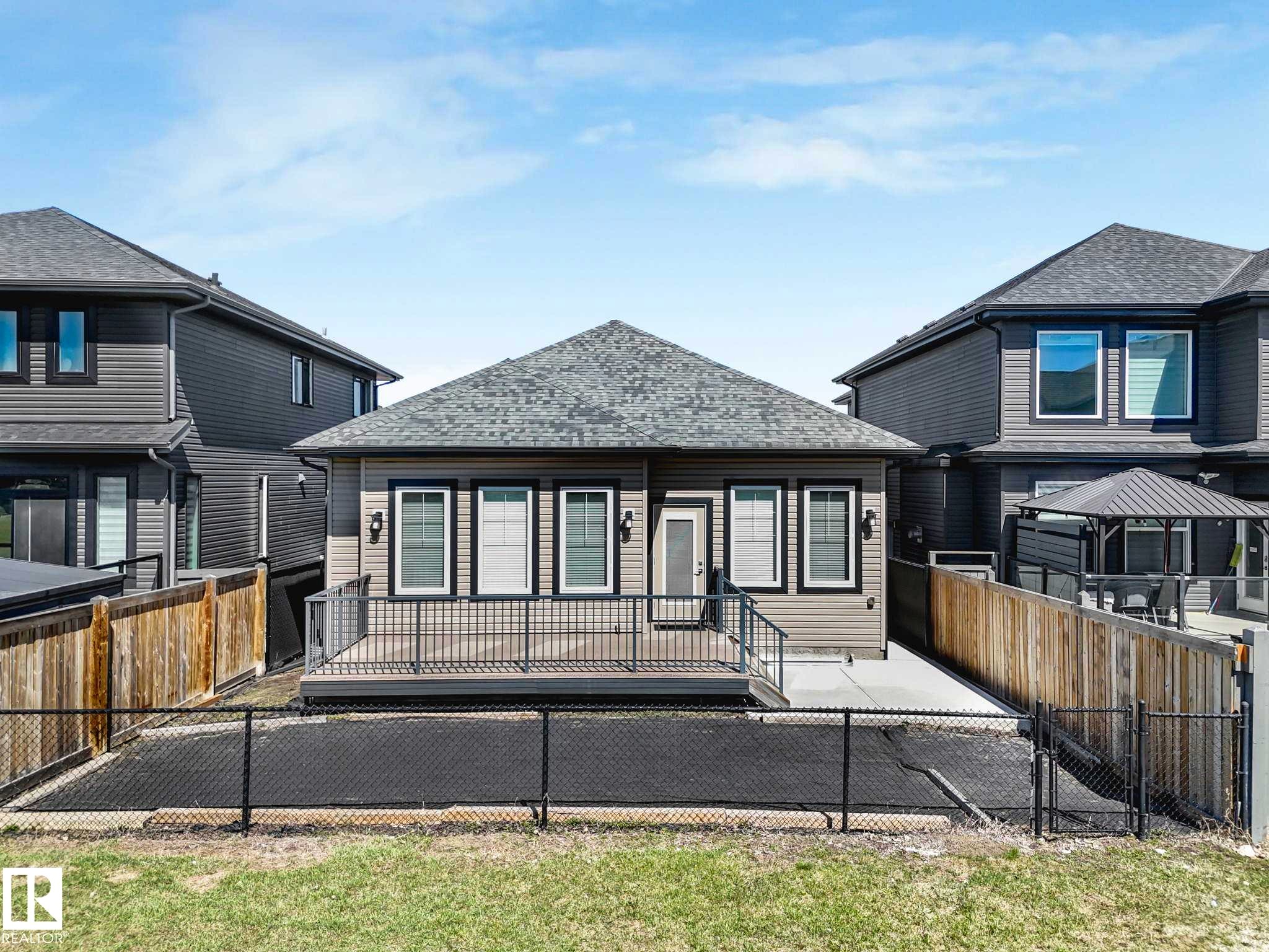 7515 173 Avenue, Edmonton, AB - Outdoor With Deck Patio Veranda