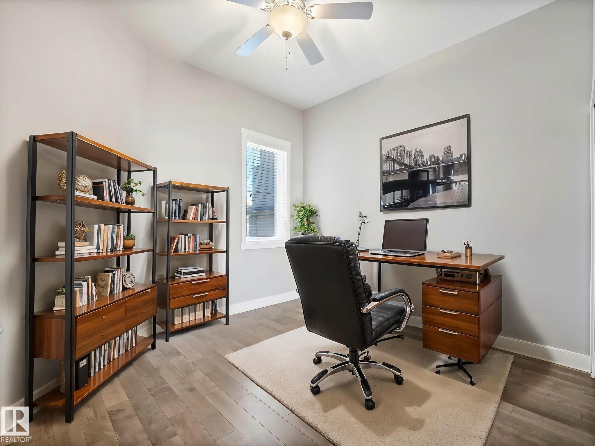 7515 173 Avenue, Edmonton, AB - Indoor Photo Showing Office