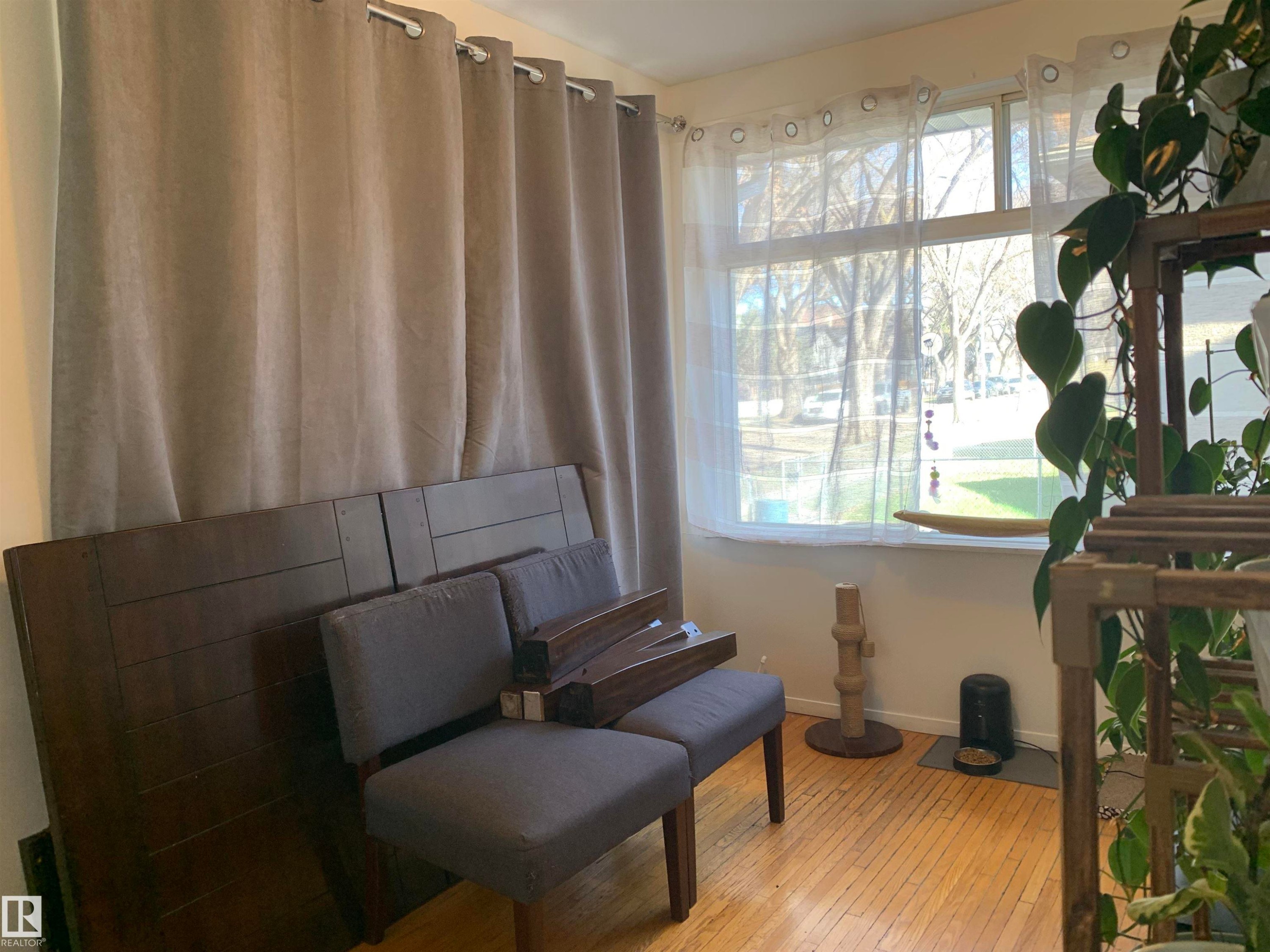 11305 89 Street, Edmonton, AB - Indoor Photo Showing Other Room