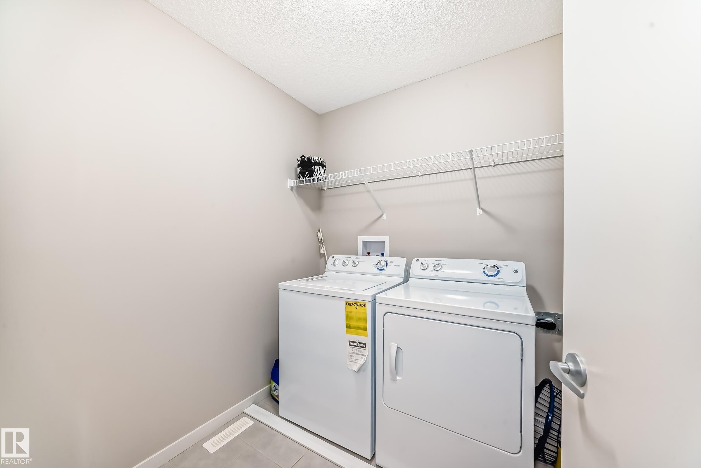 17304 73 Street, Edmonton, AB - Indoor Photo Showing Laundry Room