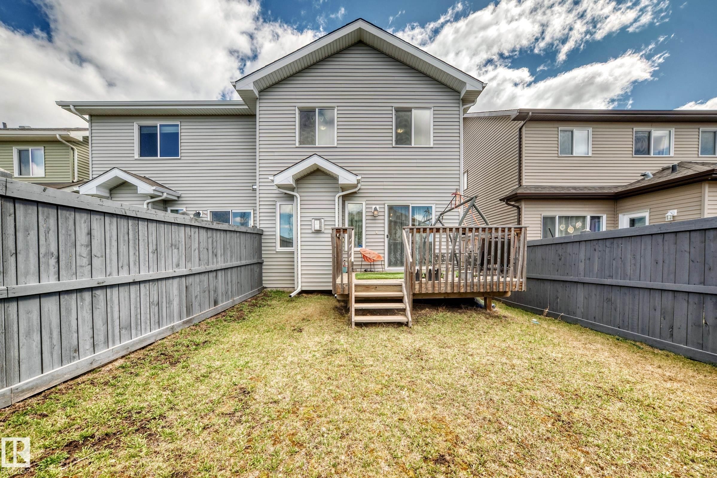 17304 73 Street, Edmonton, AB - Outdoor