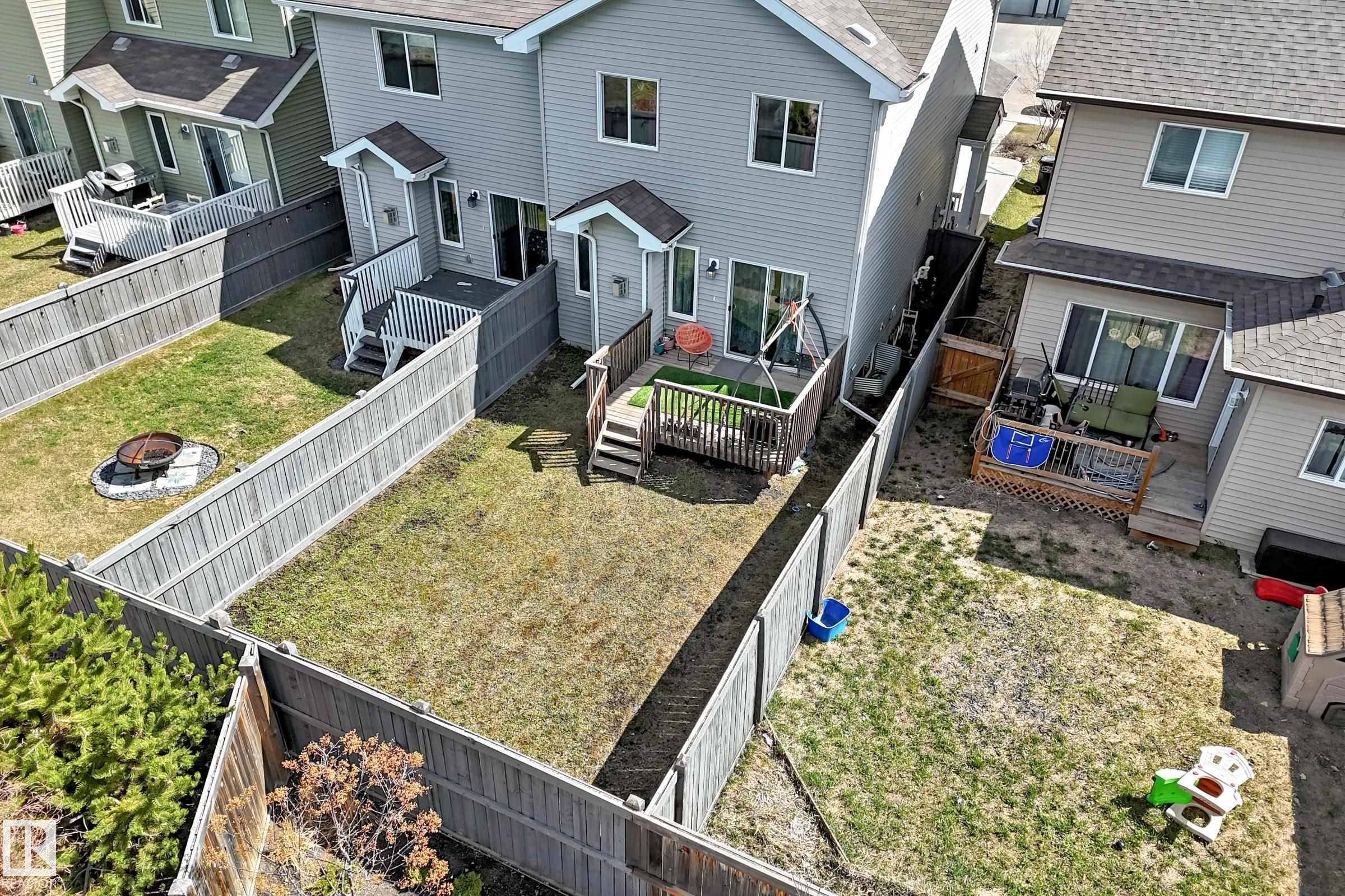 17304 73 Street, Edmonton, AB - Outdoor
