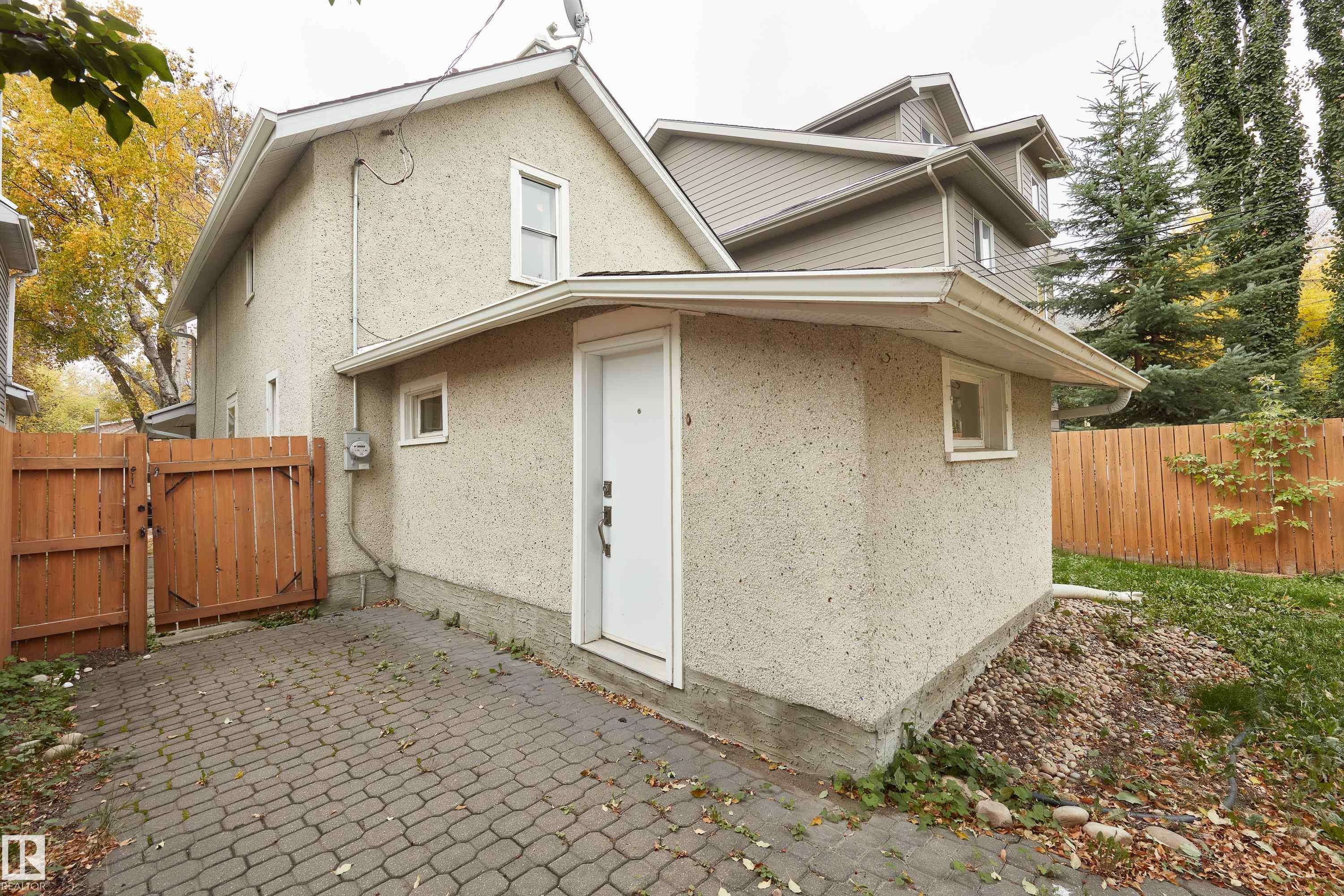 11038 84 Avenue, Edmonton, AB - Outdoor With Exterior