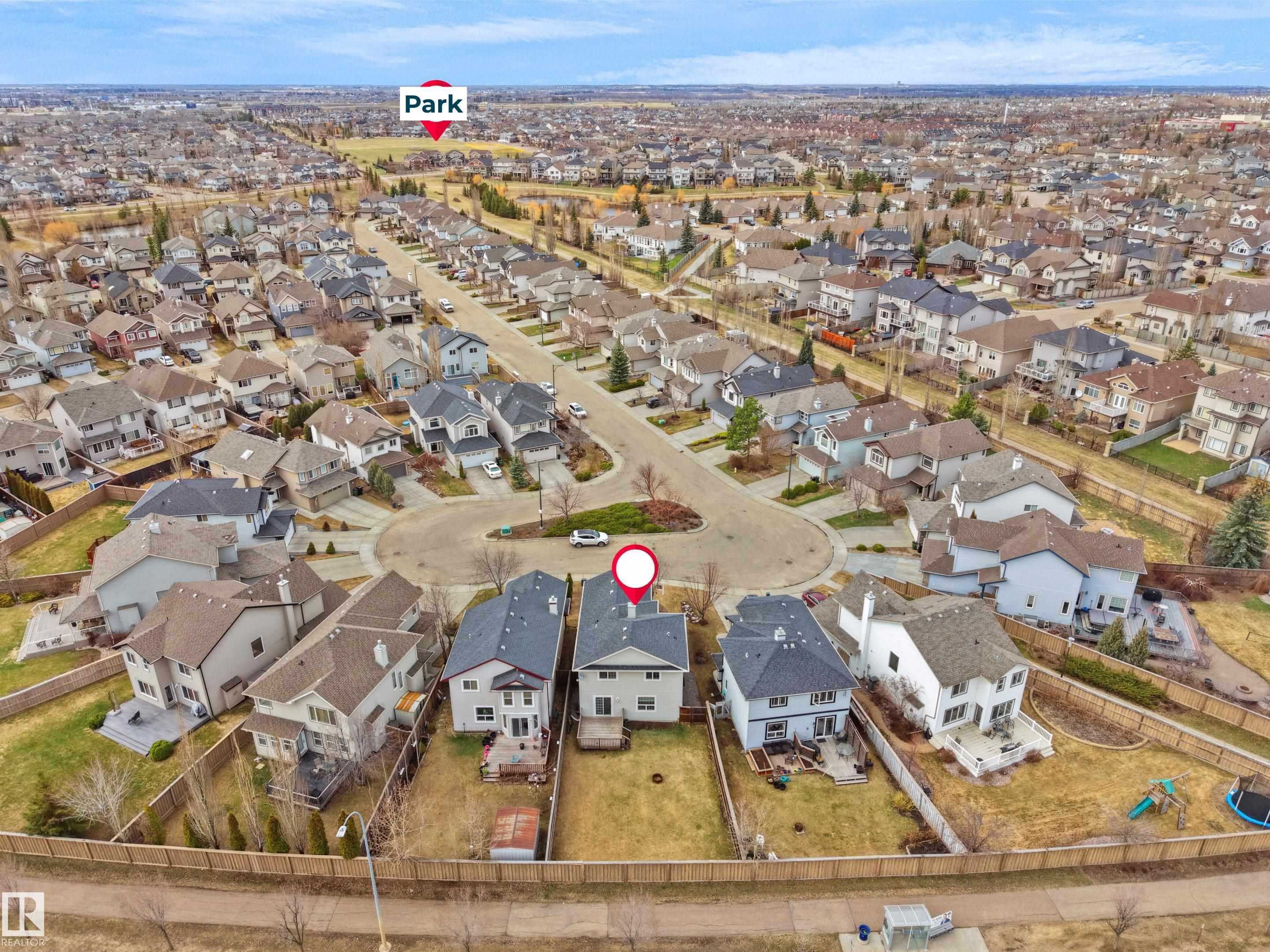 Cul-de-sac location within a developed residential community - 7407 Singer Landing, Edmonton, AB - Outdoor With View