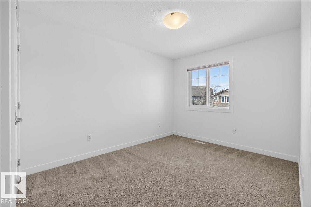 20315 43 Avenue, Edmonton, AB - Indoor Photo Showing Other Room