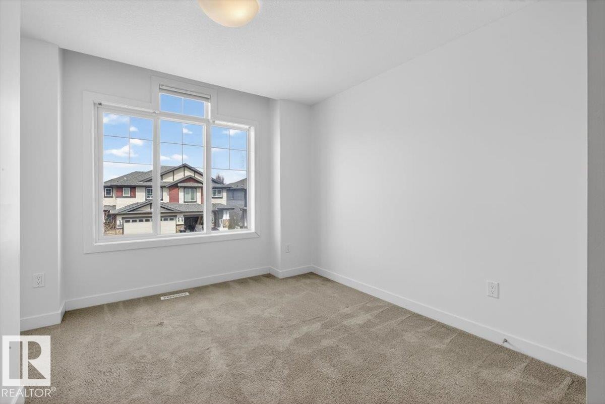 20315 43 Avenue, Edmonton, AB - Indoor Photo Showing Other Room