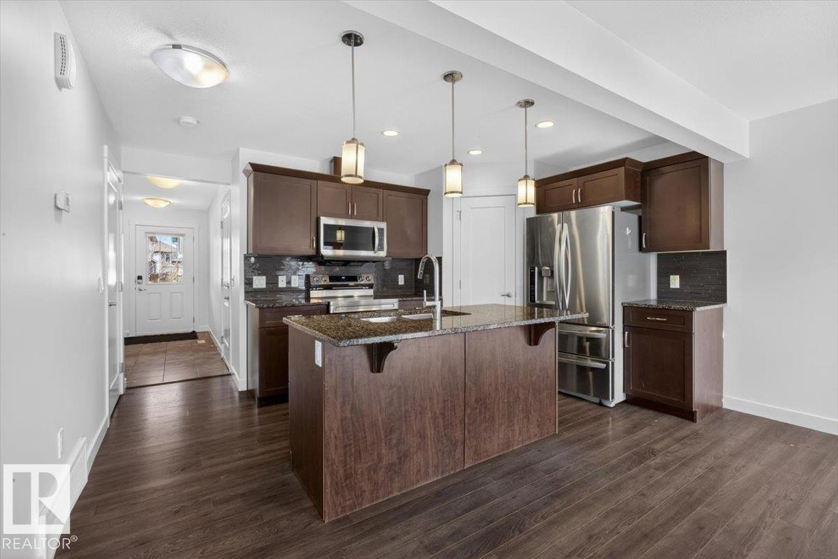 20315 43 Avenue, Edmonton, AB - Indoor Photo Showing Kitchen With Stainless Steel Kitchen With Upgraded Kitchen