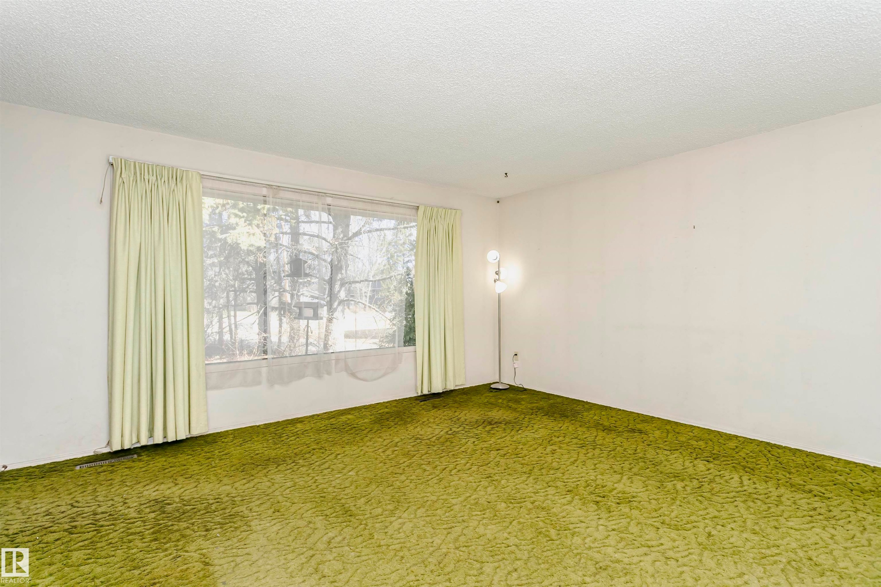 5041 48 Avenue, Bon Accord, AB - Indoor Photo Showing Other Room