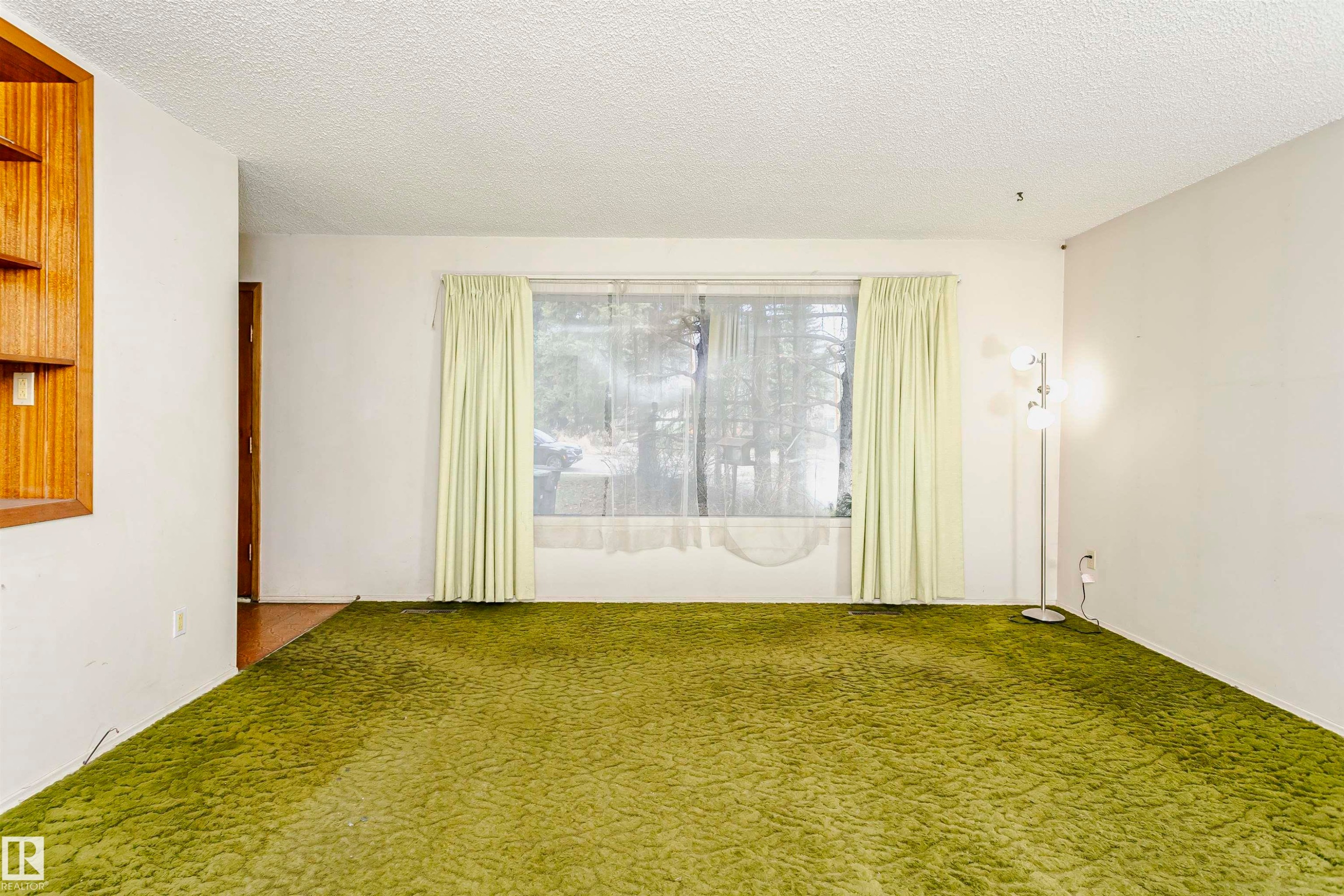 5041 48 Avenue, Bon Accord, AB - Indoor Photo Showing Other Room