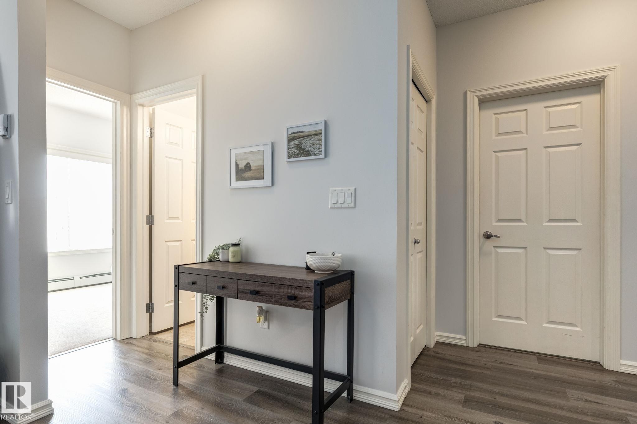 235 263 Macewan Road, Edmonton, AB - Indoor Photo Showing Other Room