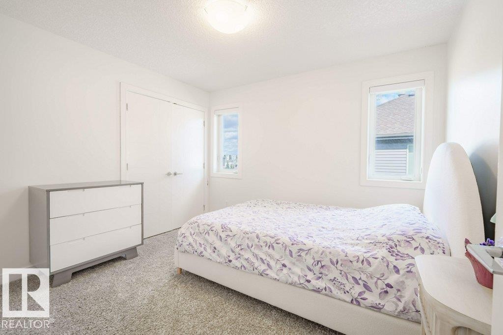 3386 Cutler Crescent, Edmonton, AB - Indoor Photo Showing Bedroom