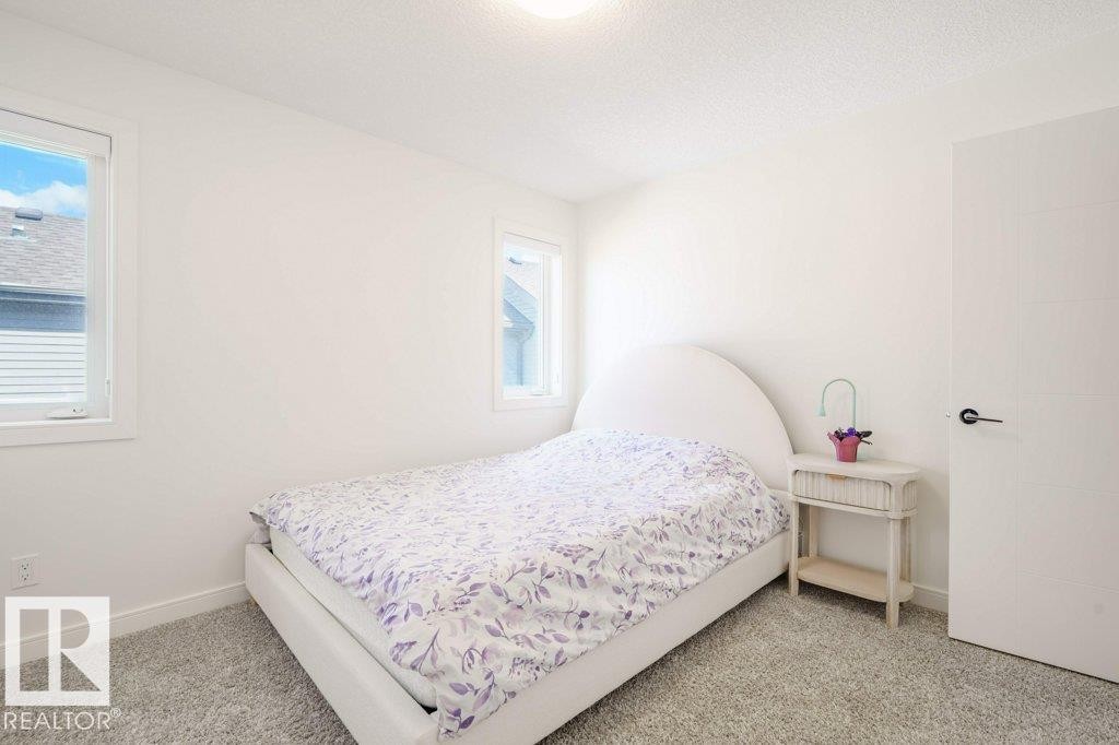 3386 Cutler Crescent, Edmonton, AB - Indoor Photo Showing Bedroom