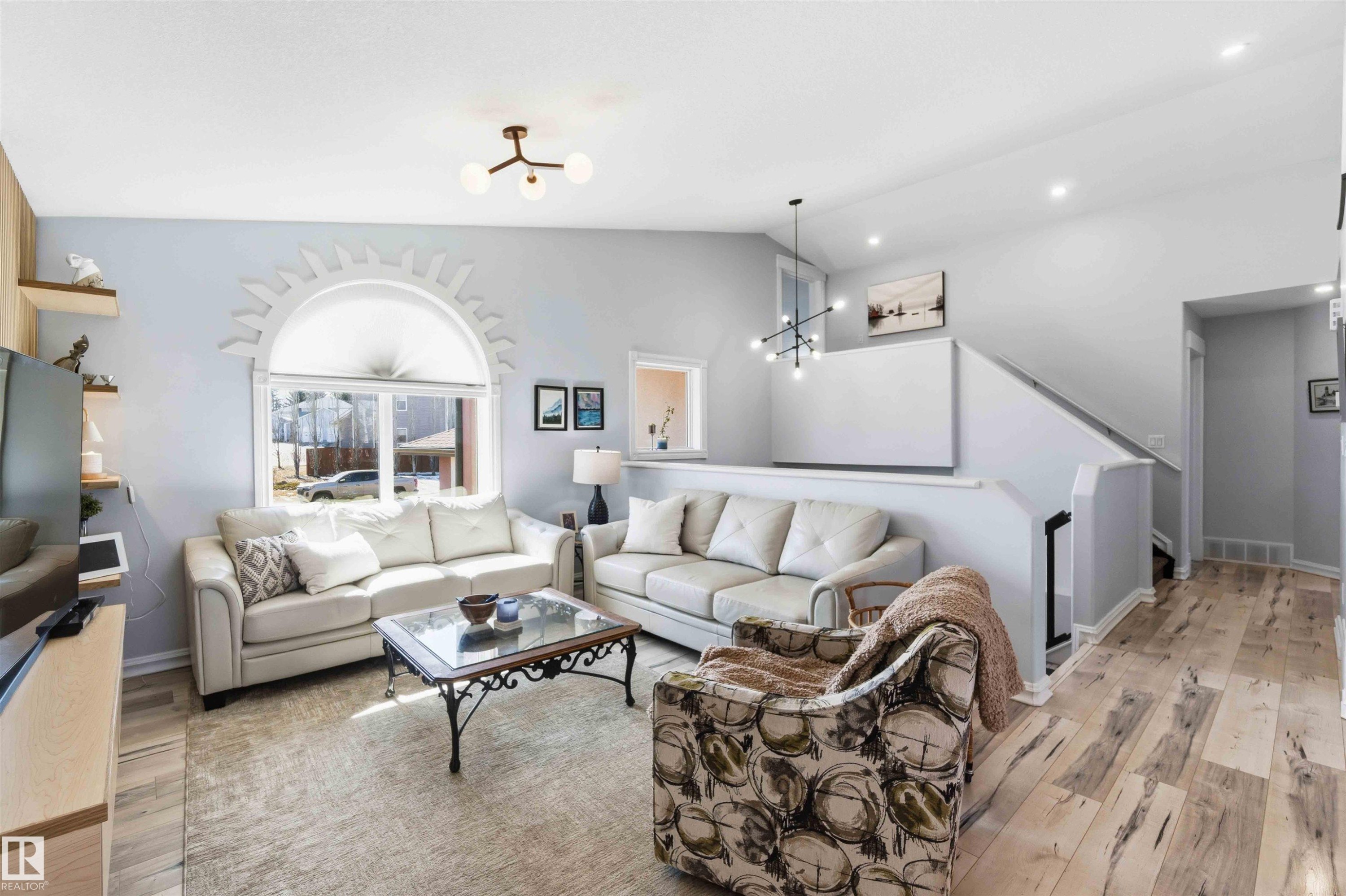 4328 48A Ave, Onoway, AB - Indoor Photo Showing Living Room