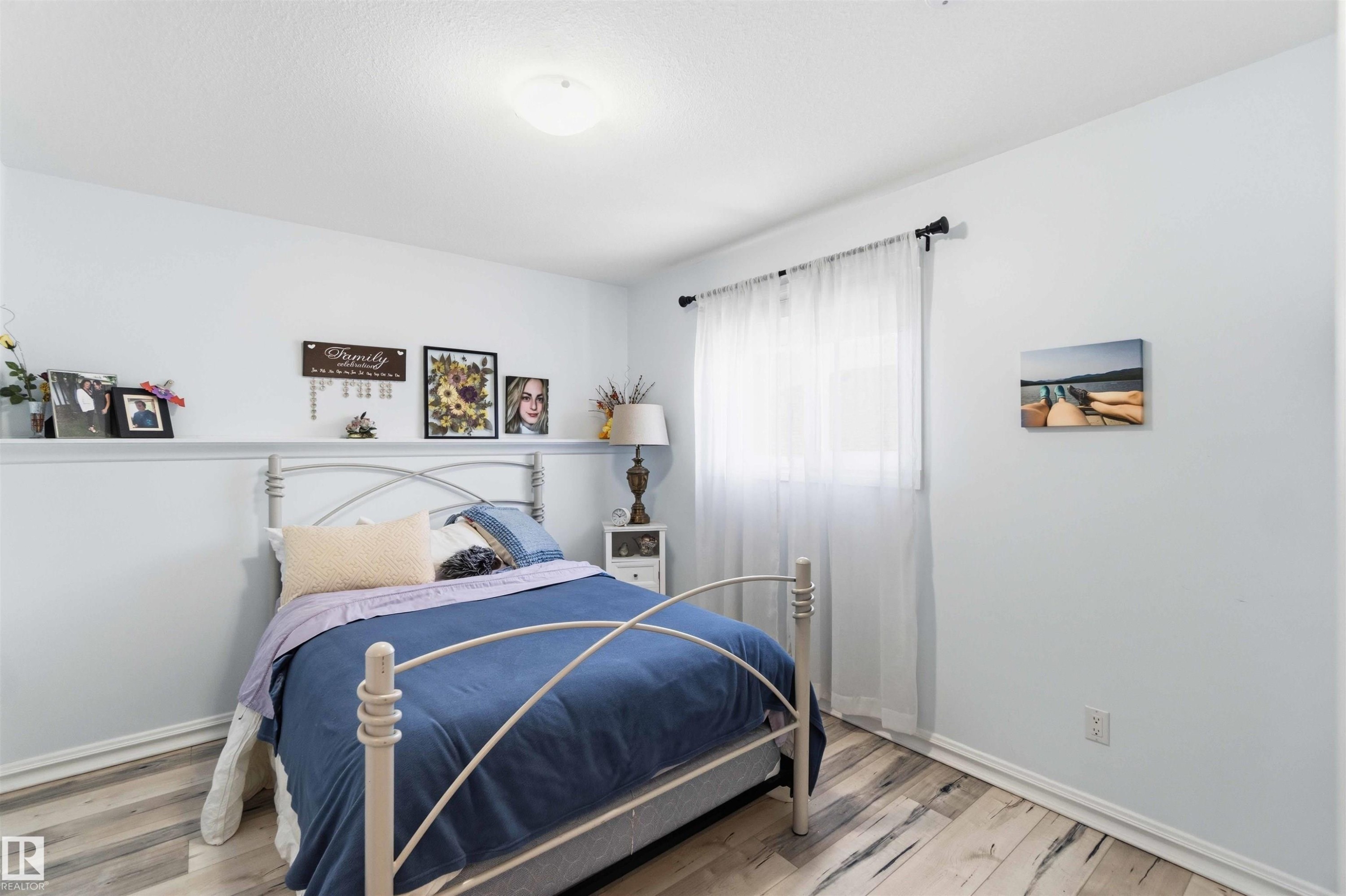 4328 48A Ave, Onoway, AB - Indoor
