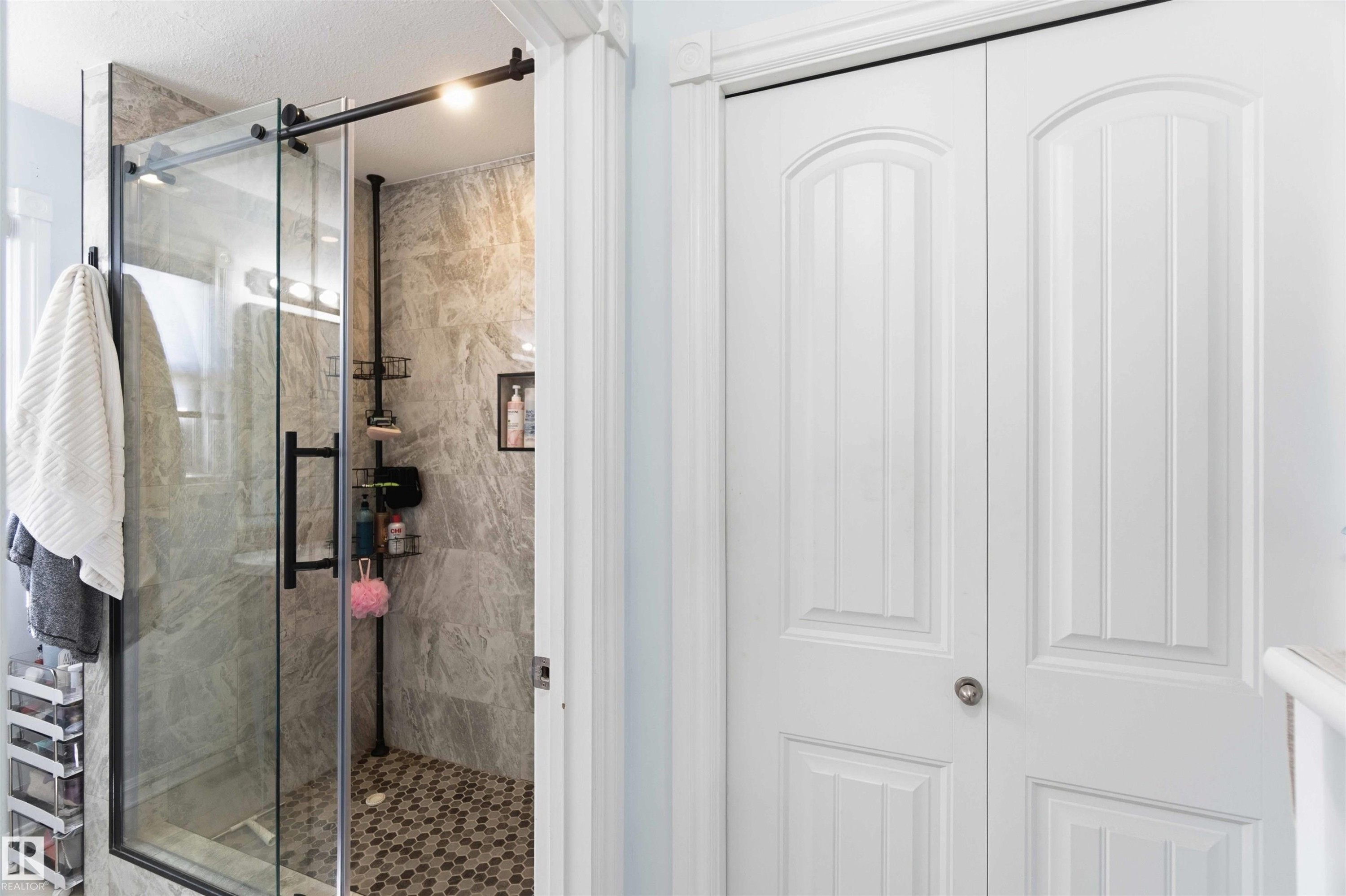 4328 48A Ave, Onoway, AB - Indoor Photo Showing Bathroom