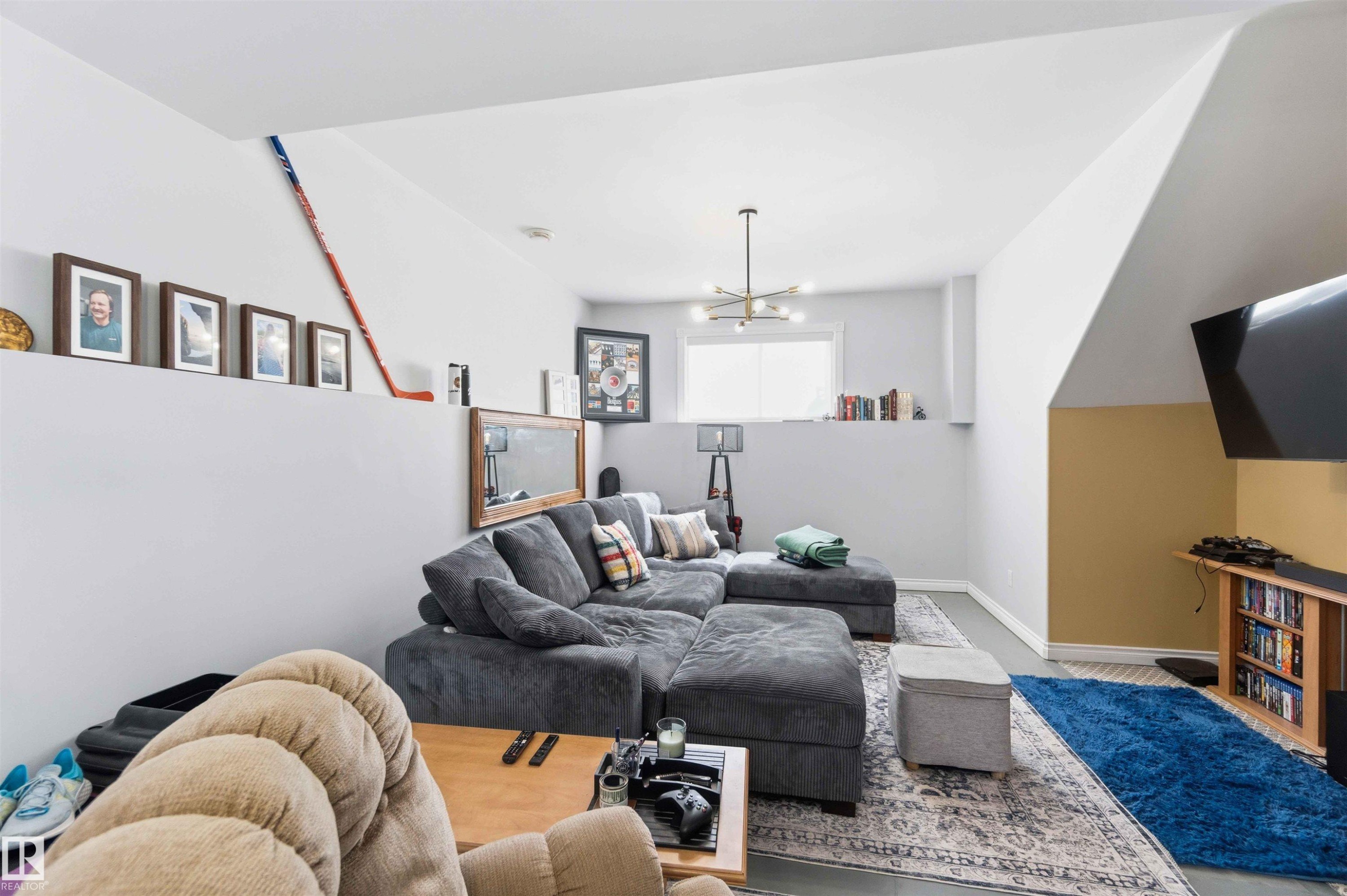 4328 48A Ave, Onoway, AB - Indoor