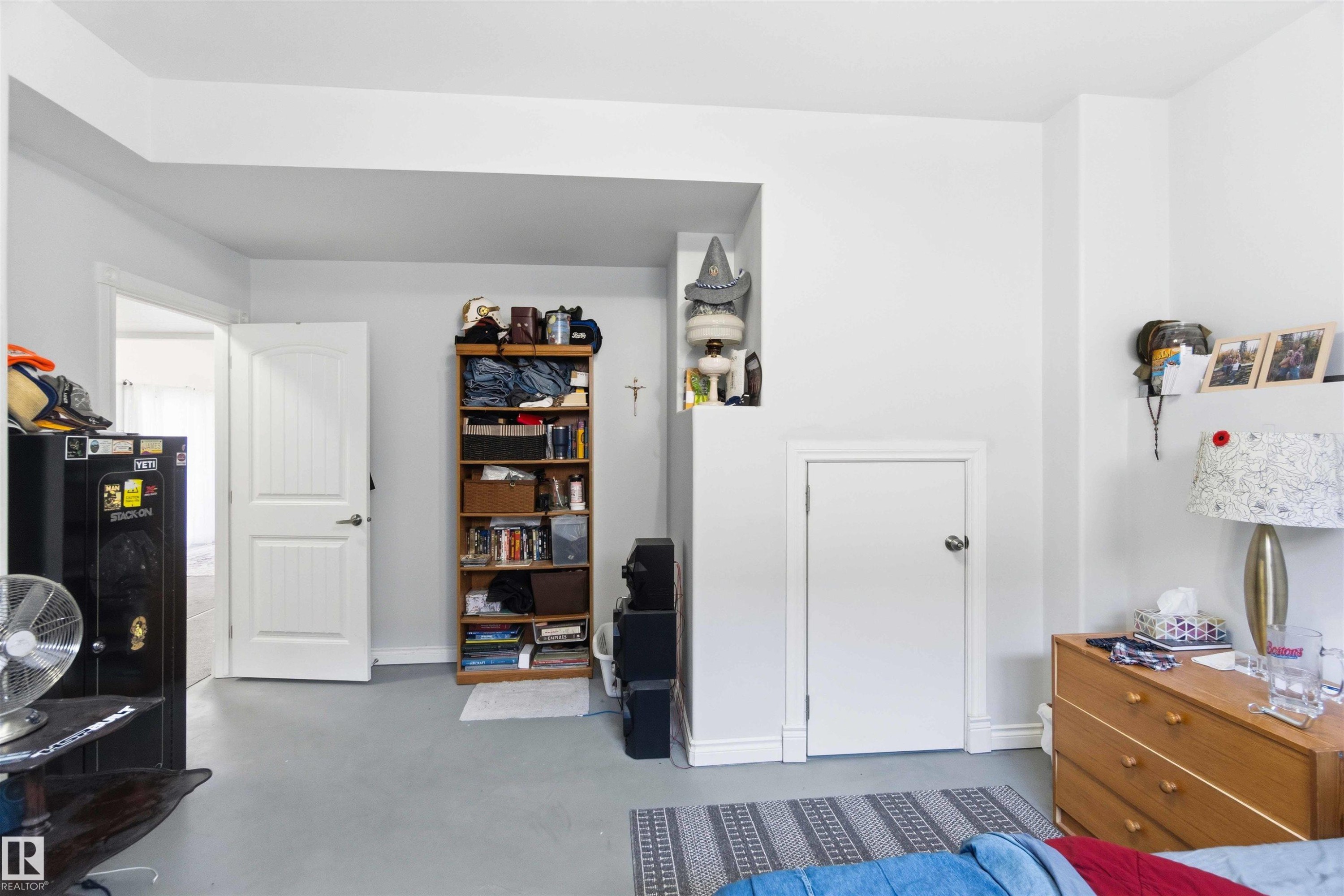 4328 48A Ave, Onoway, AB - Indoor