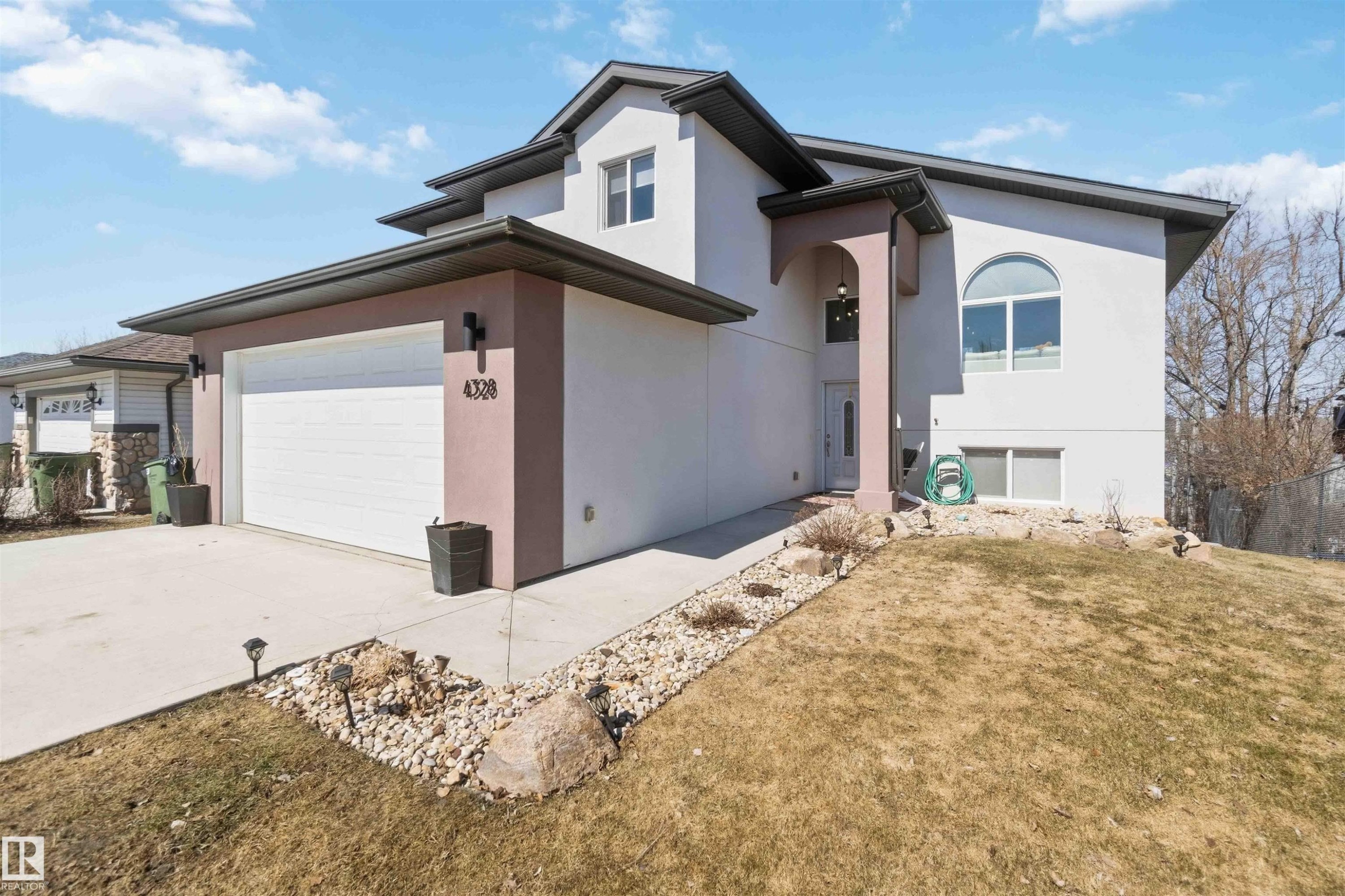 4328 48A Ave, Onoway, AB - Outdoor