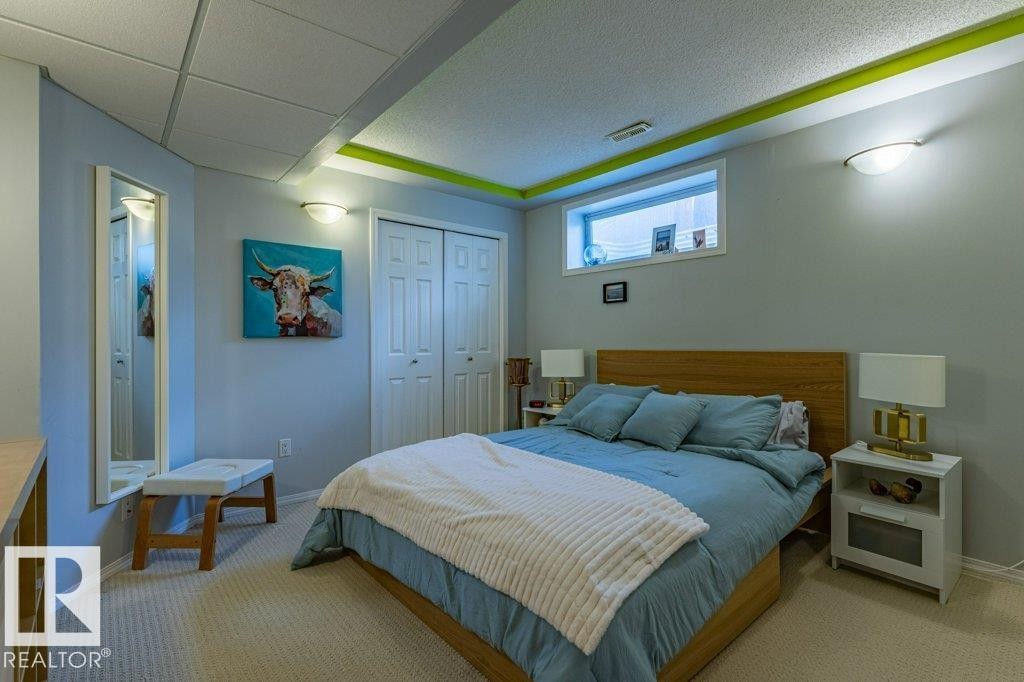 1676 Tomlinson Common, Edmonton, AB - Indoor Photo Showing Bedroom