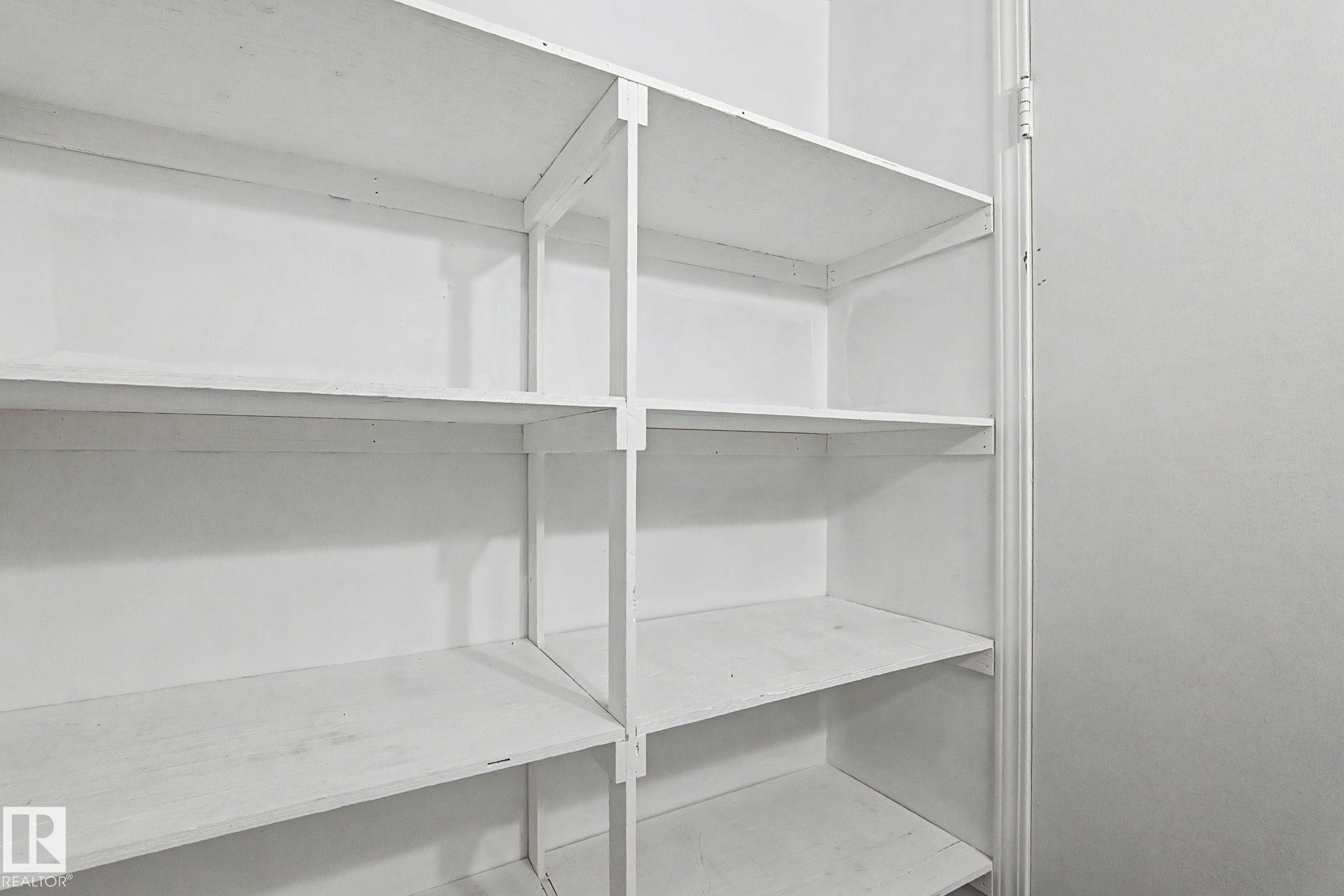 3317 107 Avenue, Edmonton, AB - Indoor With Storage