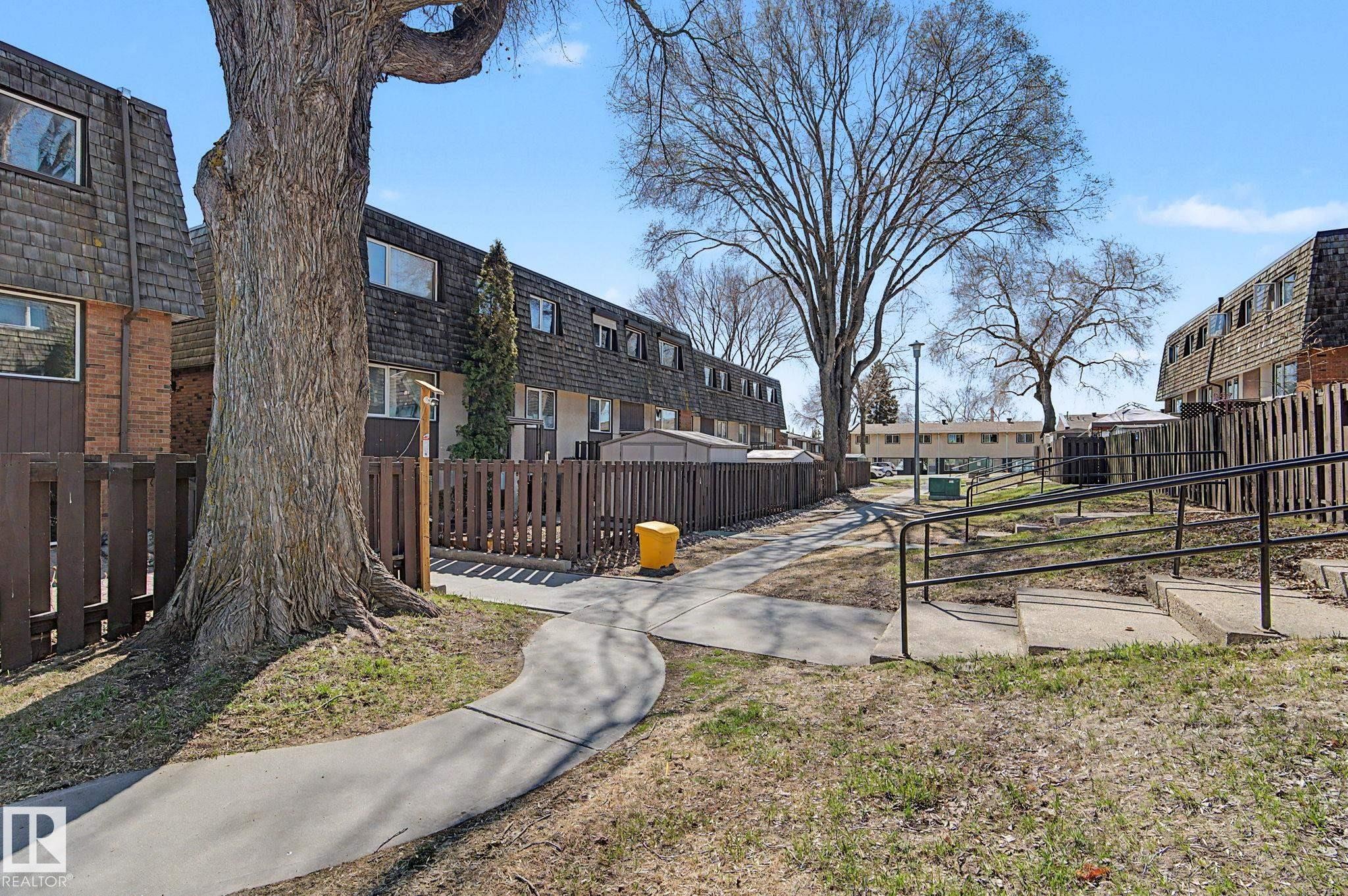 3317 107 Avenue, Edmonton, AB - Outdoor