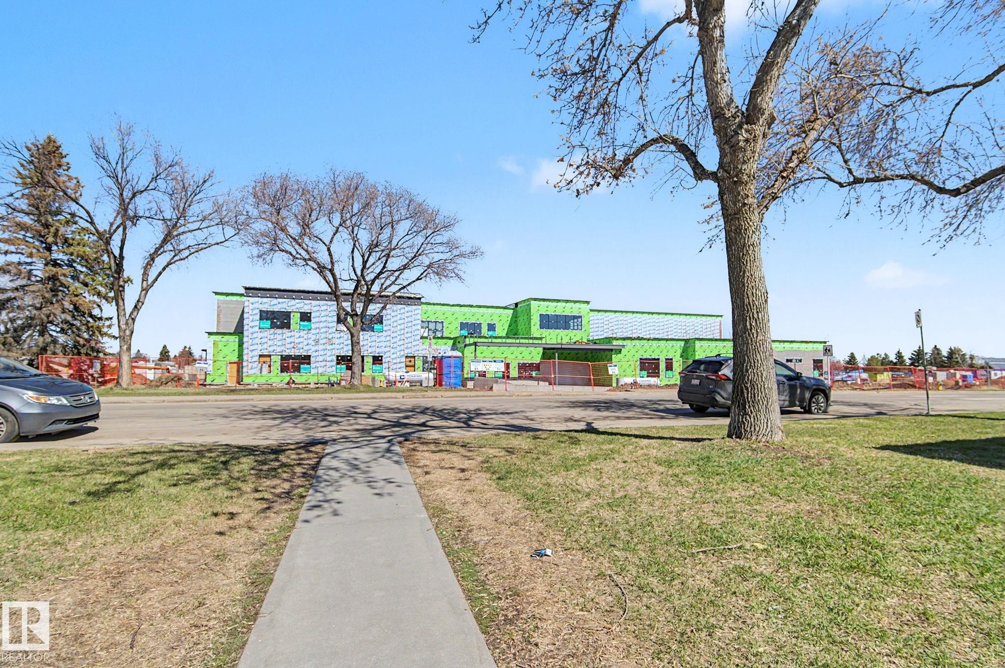 3317 107 Avenue, Edmonton, AB - Outdoor With View