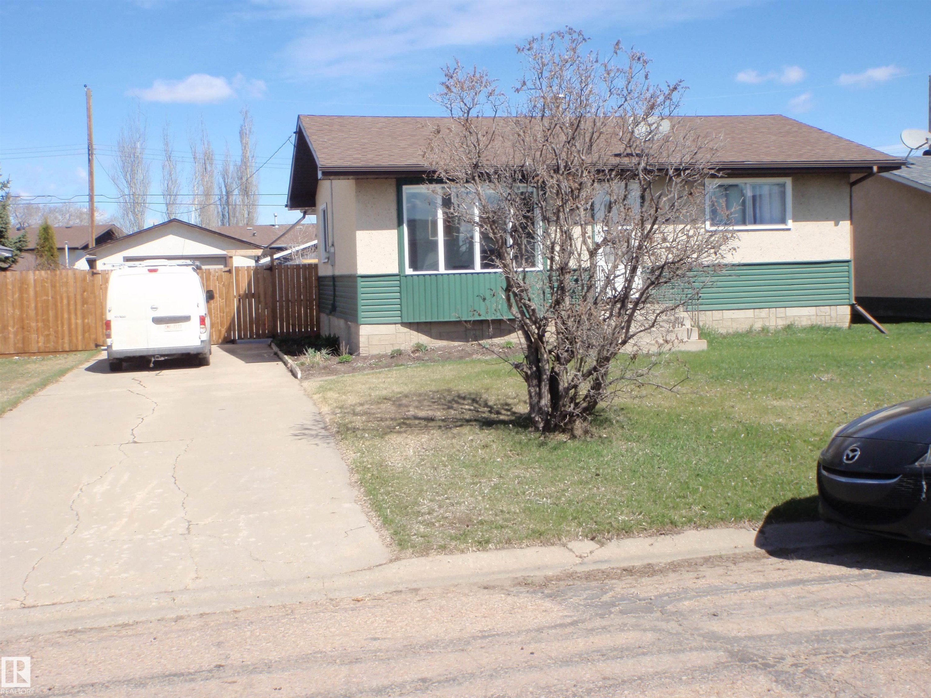 4510 57 Avenue, Barrhead, AB - Outdoor