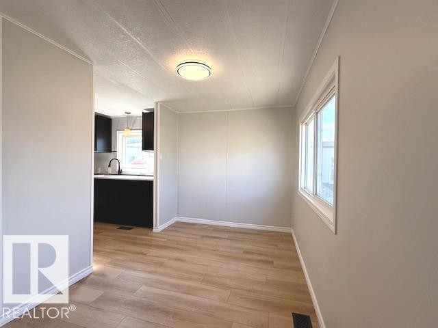 67 Ridgeway Drive, Edmonton, AB - Indoor Photo Showing Other Room