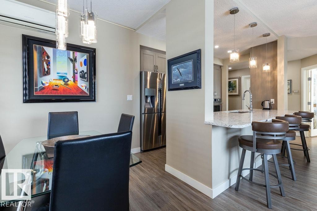 301 9707 105 Street, Edmonton, AB - Indoor