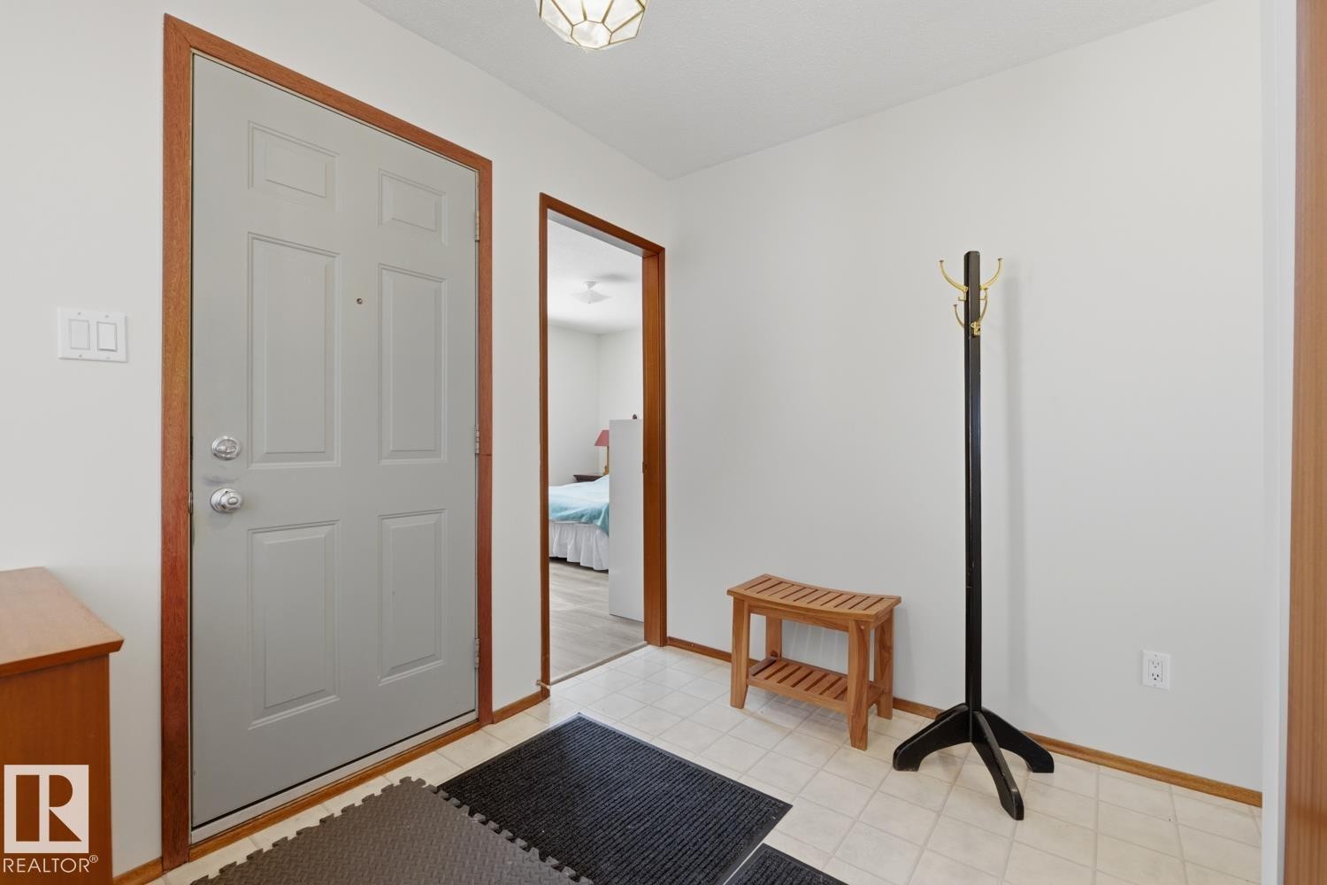 7216 149A Avenue, Edmonton, AB - Indoor Photo Showing Other Room