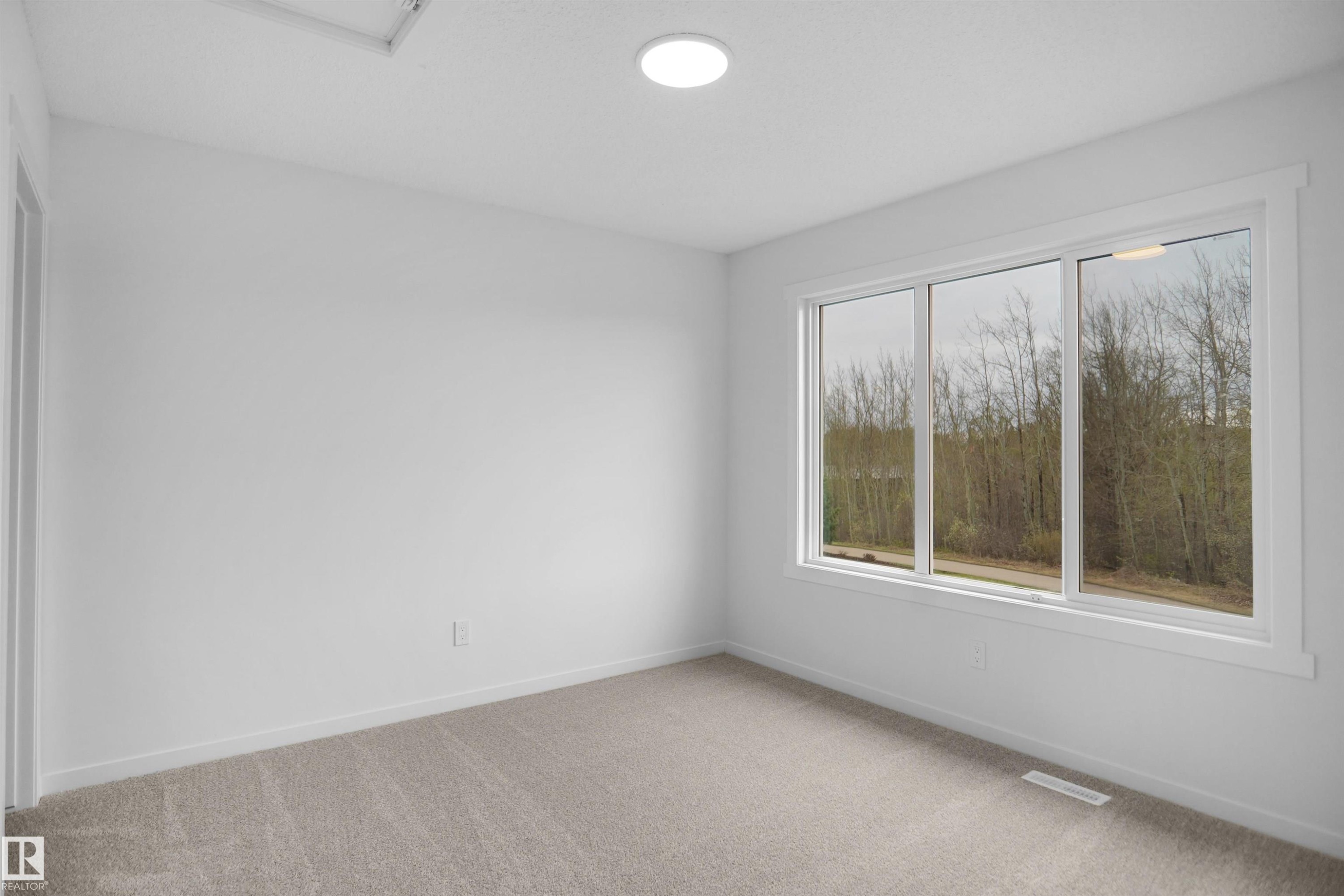 23 531 Merlin Landing, Edmonton, AB - Indoor Photo Showing Other Room