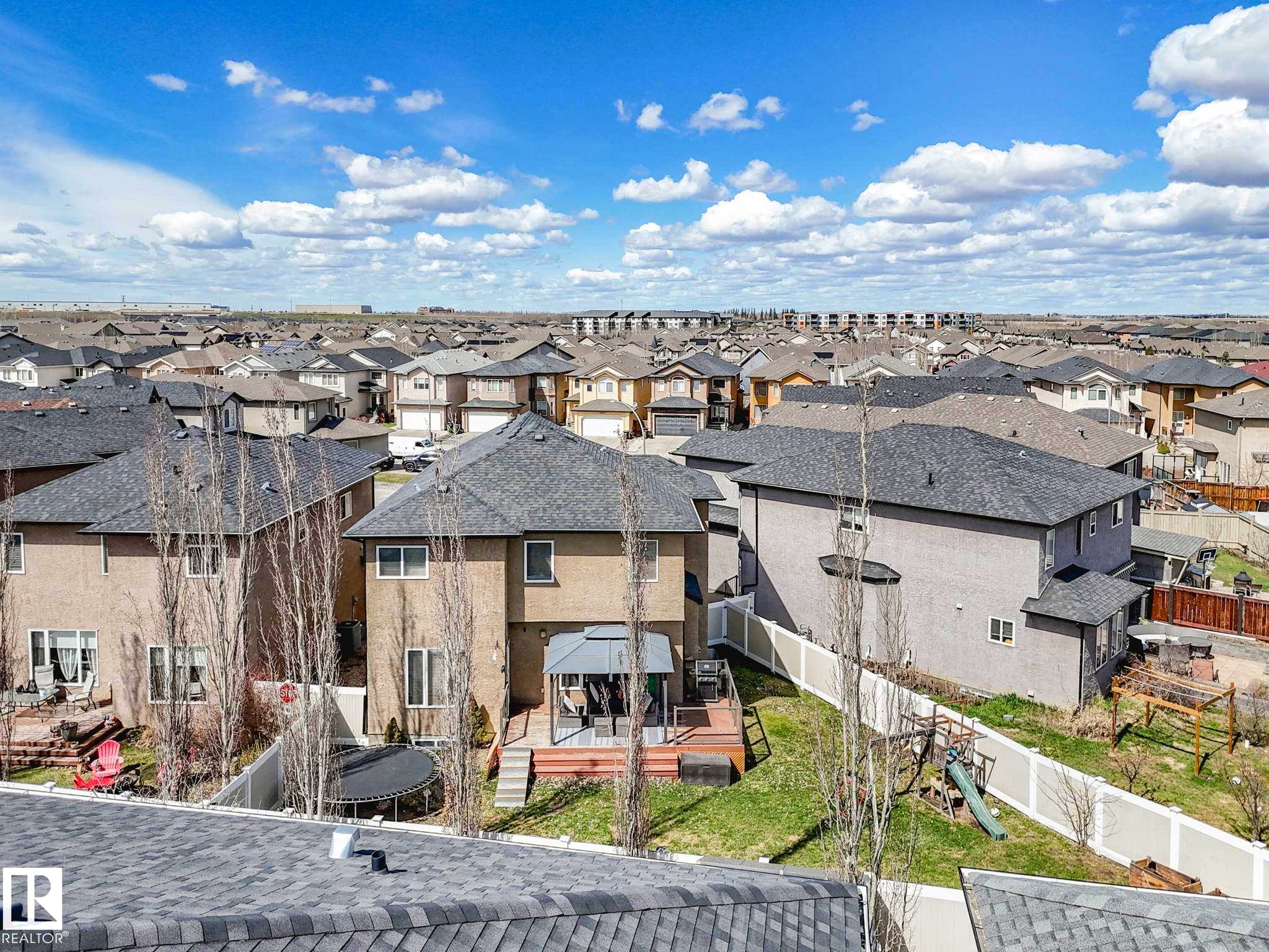 Image quality insufficient for description - 16251 135 Street Nw, Edmonton, AB - Outdoor With View