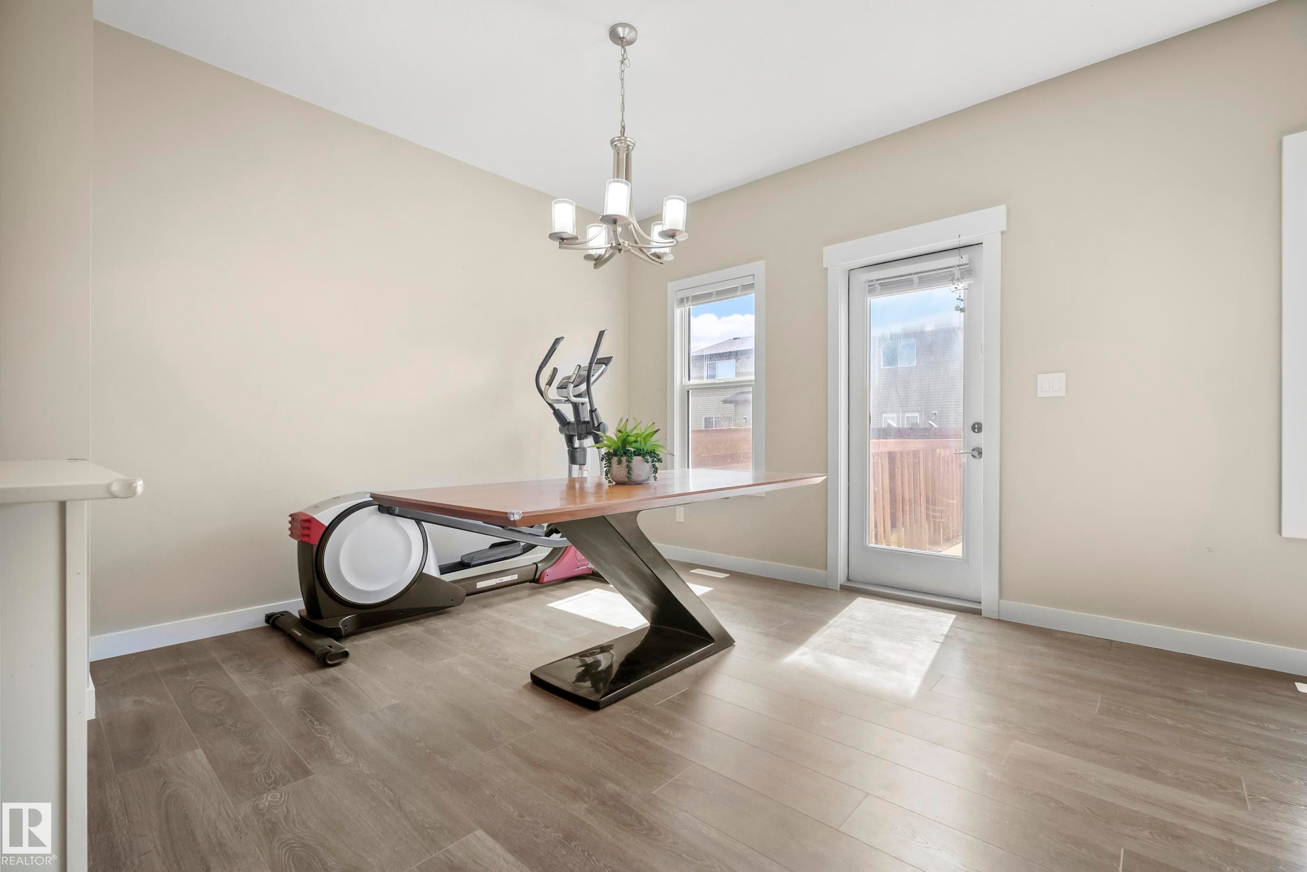 2456 Kelly Circle Circle, Edmonton, AB - Indoor