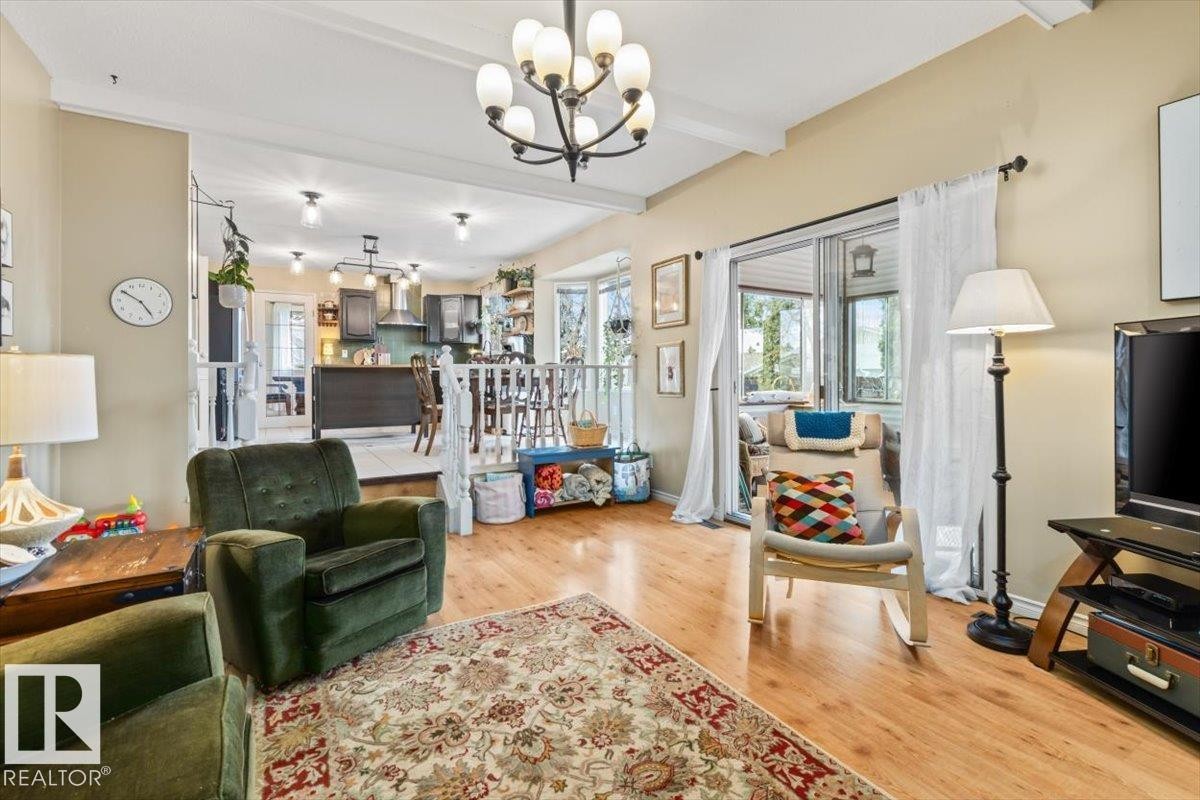2446 78 Street, Edmonton, AB - Indoor