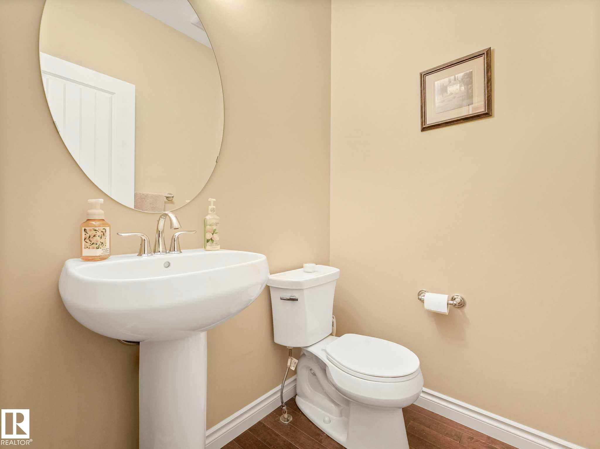 3441 West Landing, Edmonton, AB - Indoor Photo Showing Bathroom