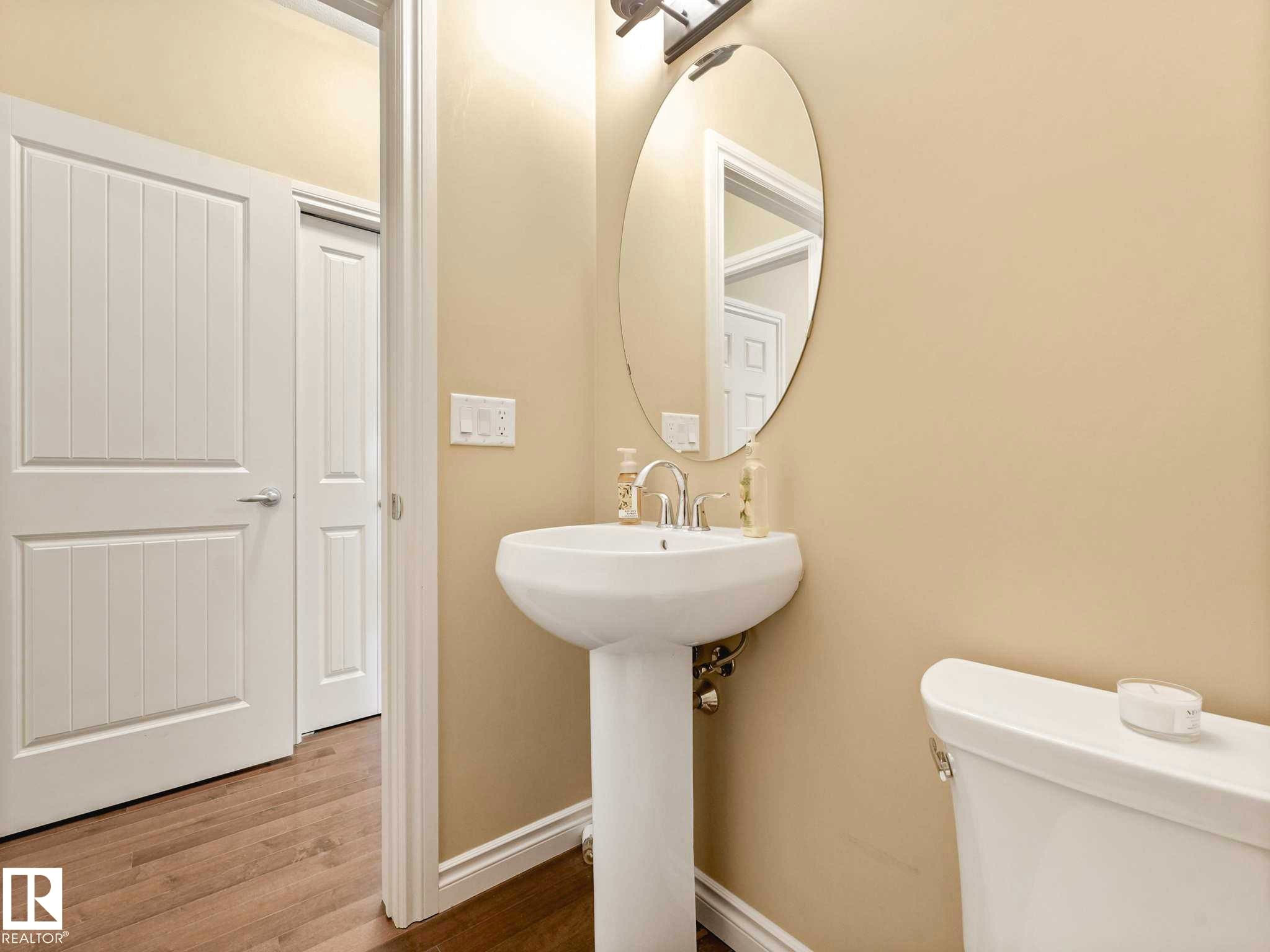 3441 West Landing, Edmonton, AB - Indoor Photo Showing Bathroom