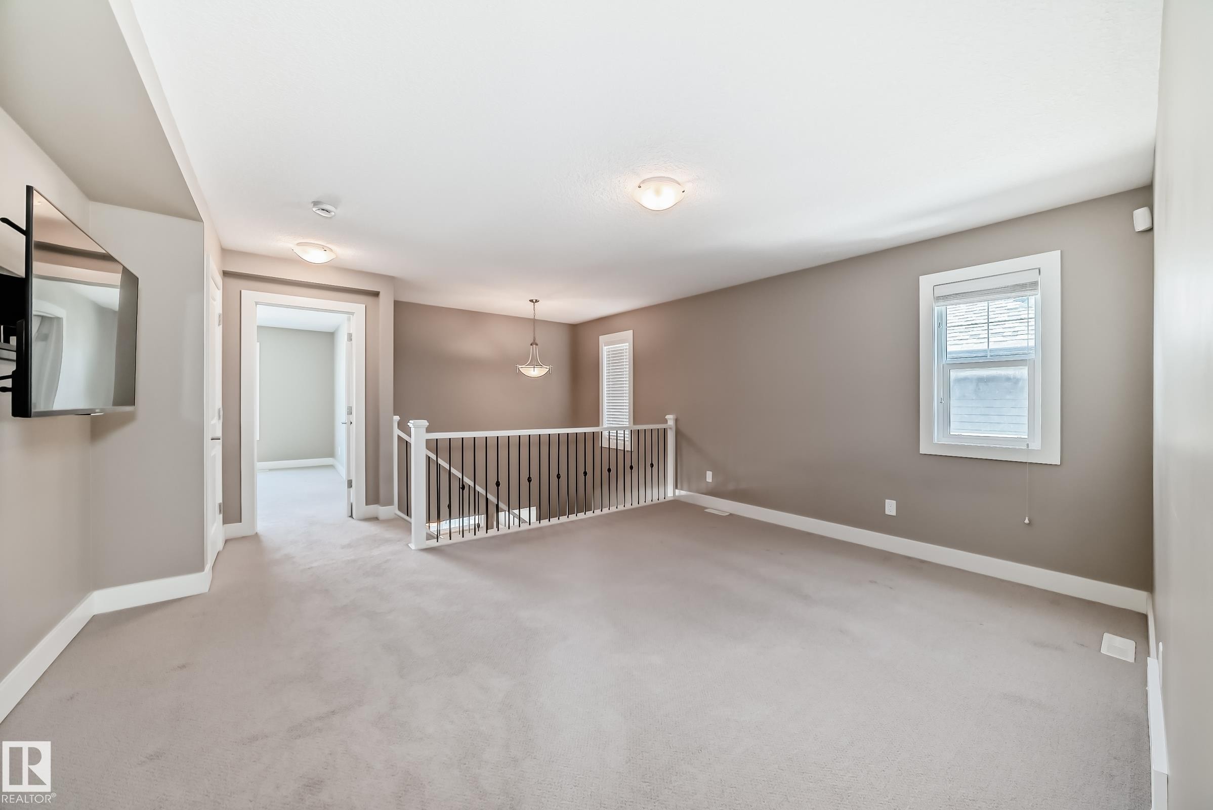 7293 Morgan Road, Edmonton, AB - Indoor Photo Showing Other Room