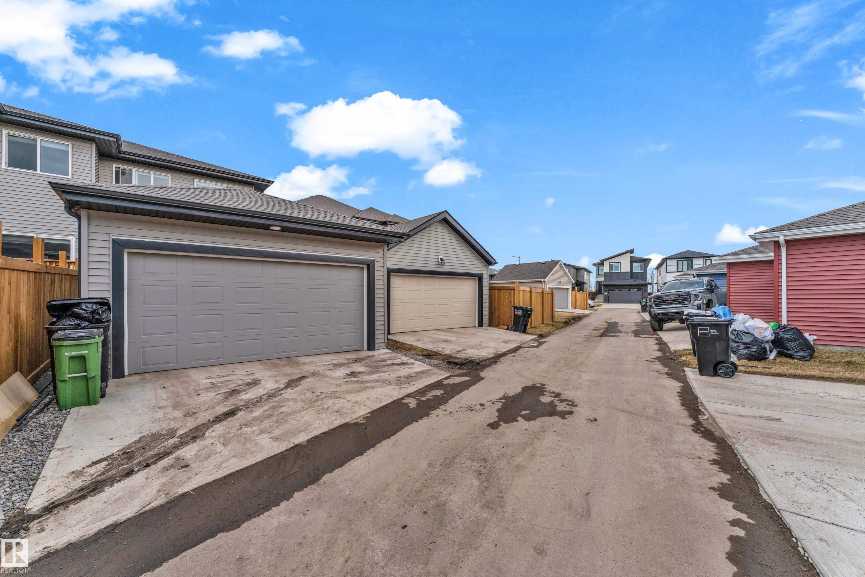3016 4 Street, Edmonton, AB - Outdoor