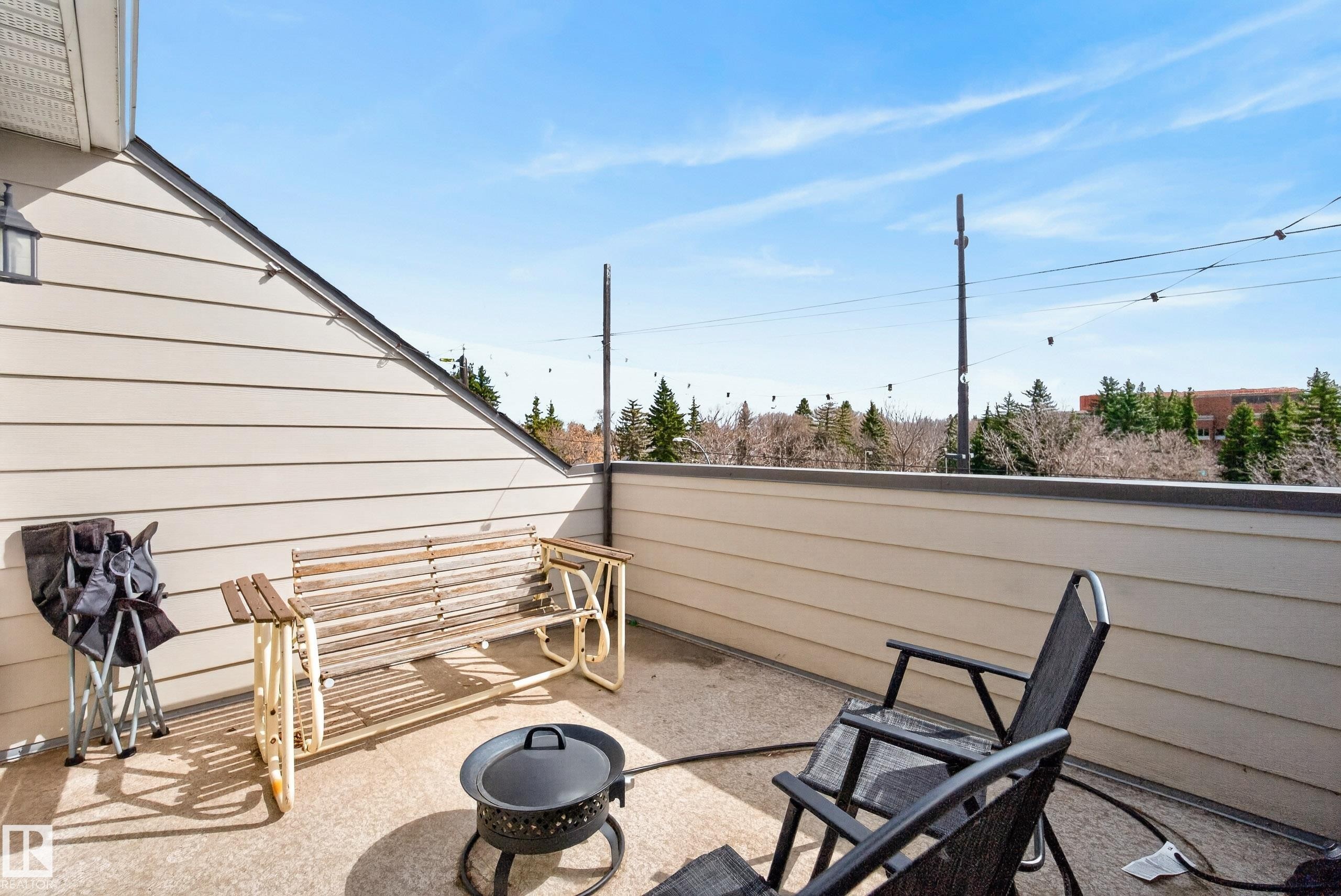 7008 97 Street, Edmonton, AB - Outdoor With Exterior