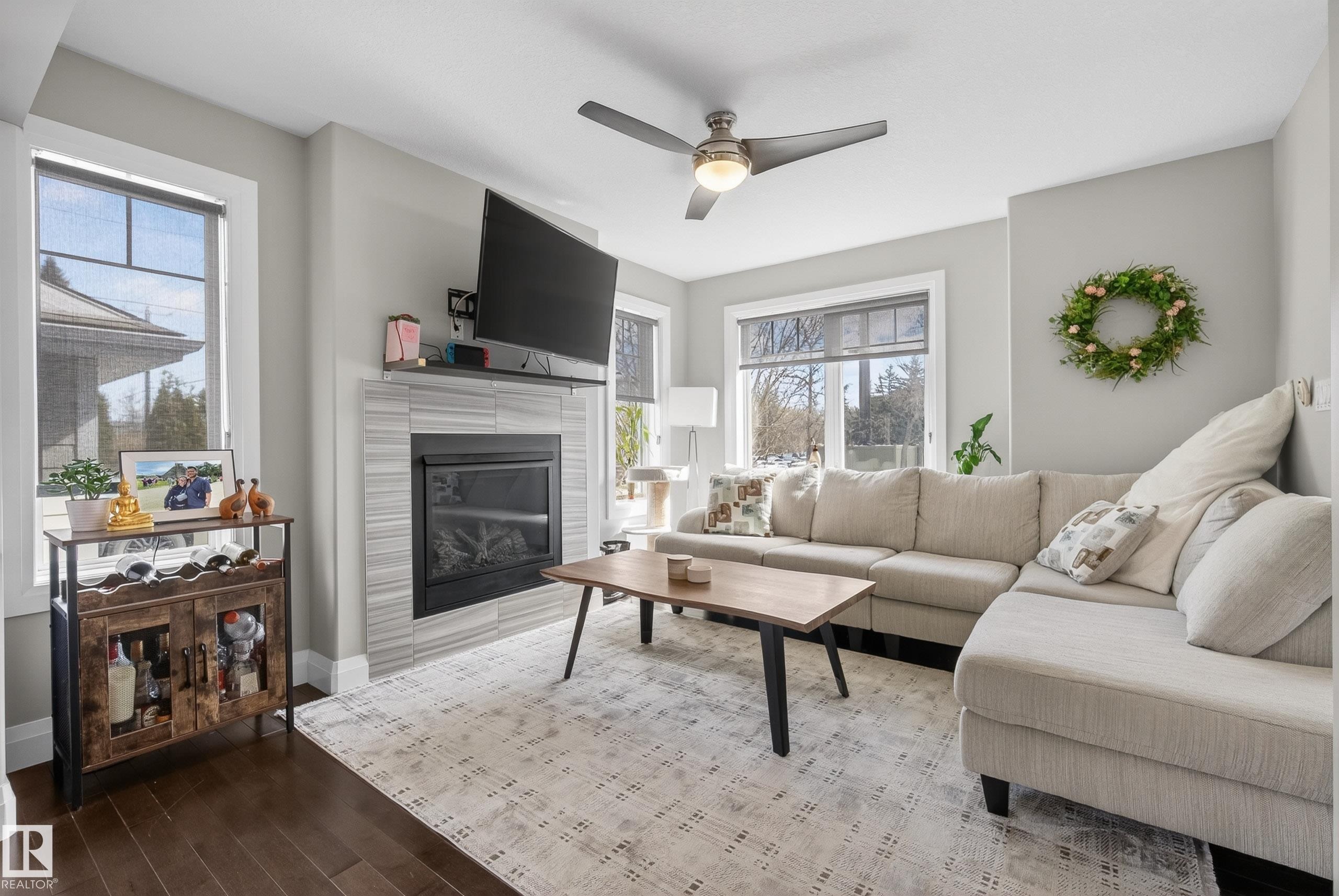 7008 97 Street, Edmonton, AB - Indoor Photo Showing Living Room With Fireplace