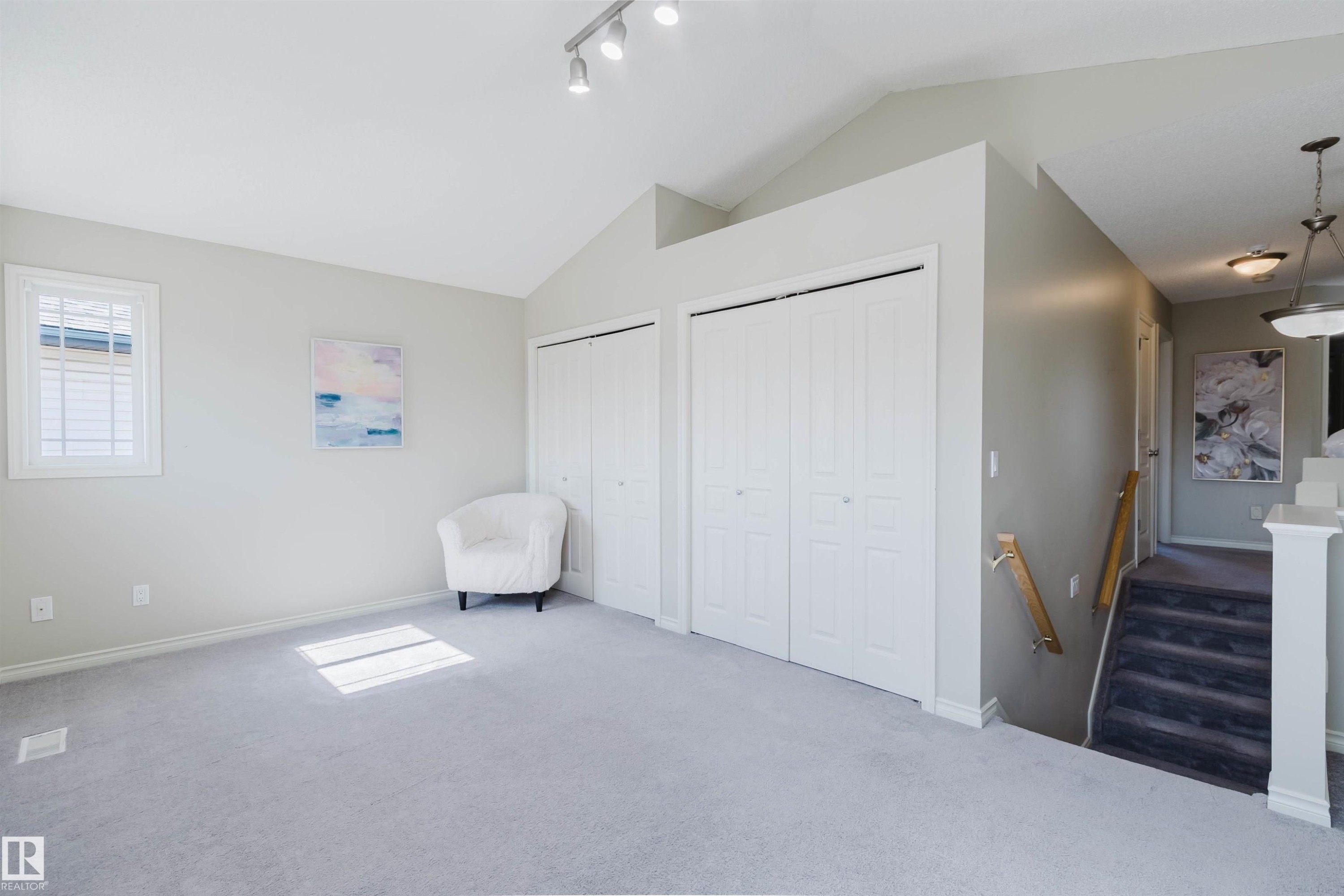 3534 Mclean Crescent, Edmonton, AB - Indoor