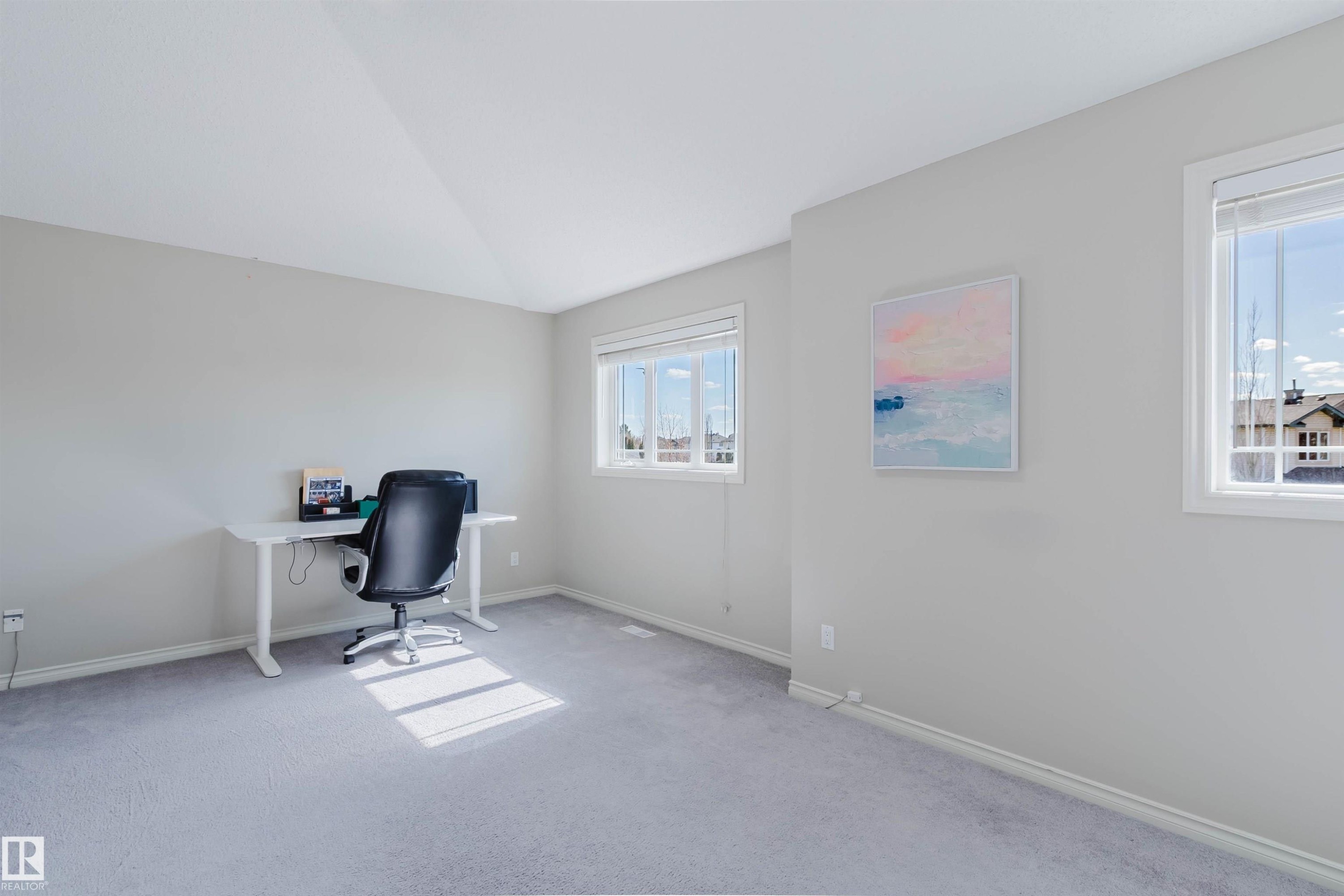 3534 Mclean Crescent, Edmonton, AB - Indoor Photo Showing Office