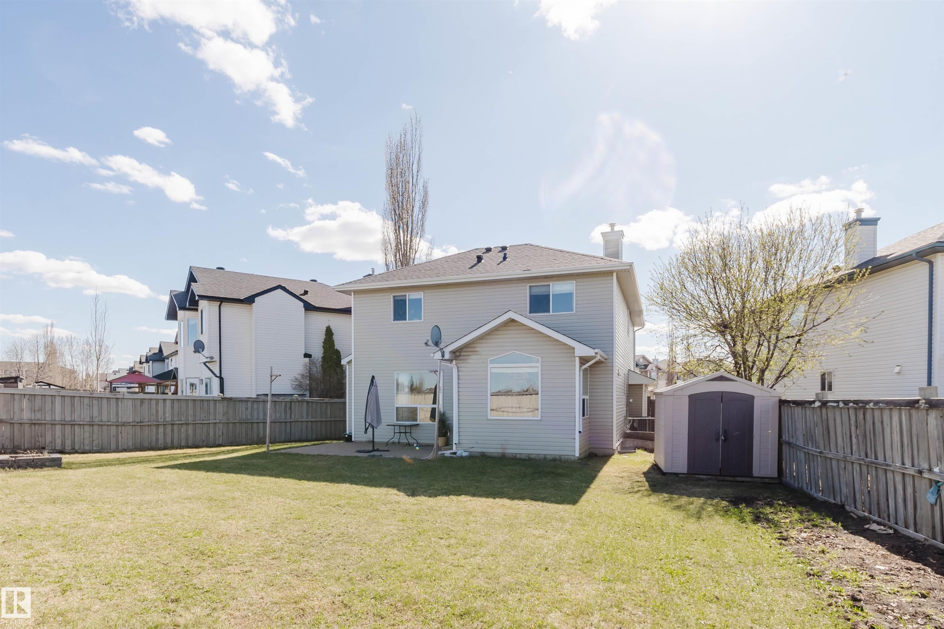 3534 Mclean Crescent, Edmonton, AB - Outdoor