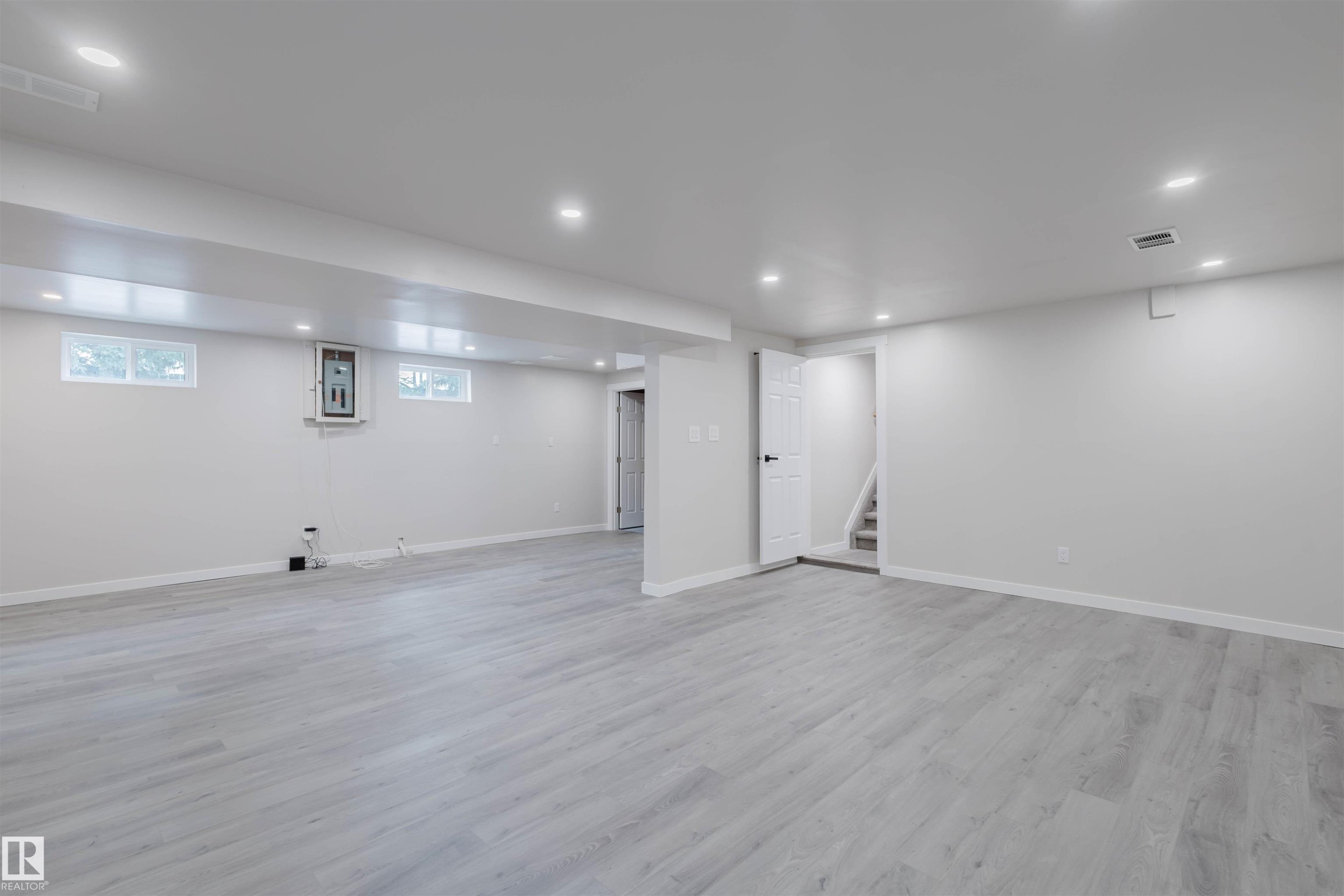10423 35 Avenue, Edmonton, AB - Indoor Photo Showing Basement