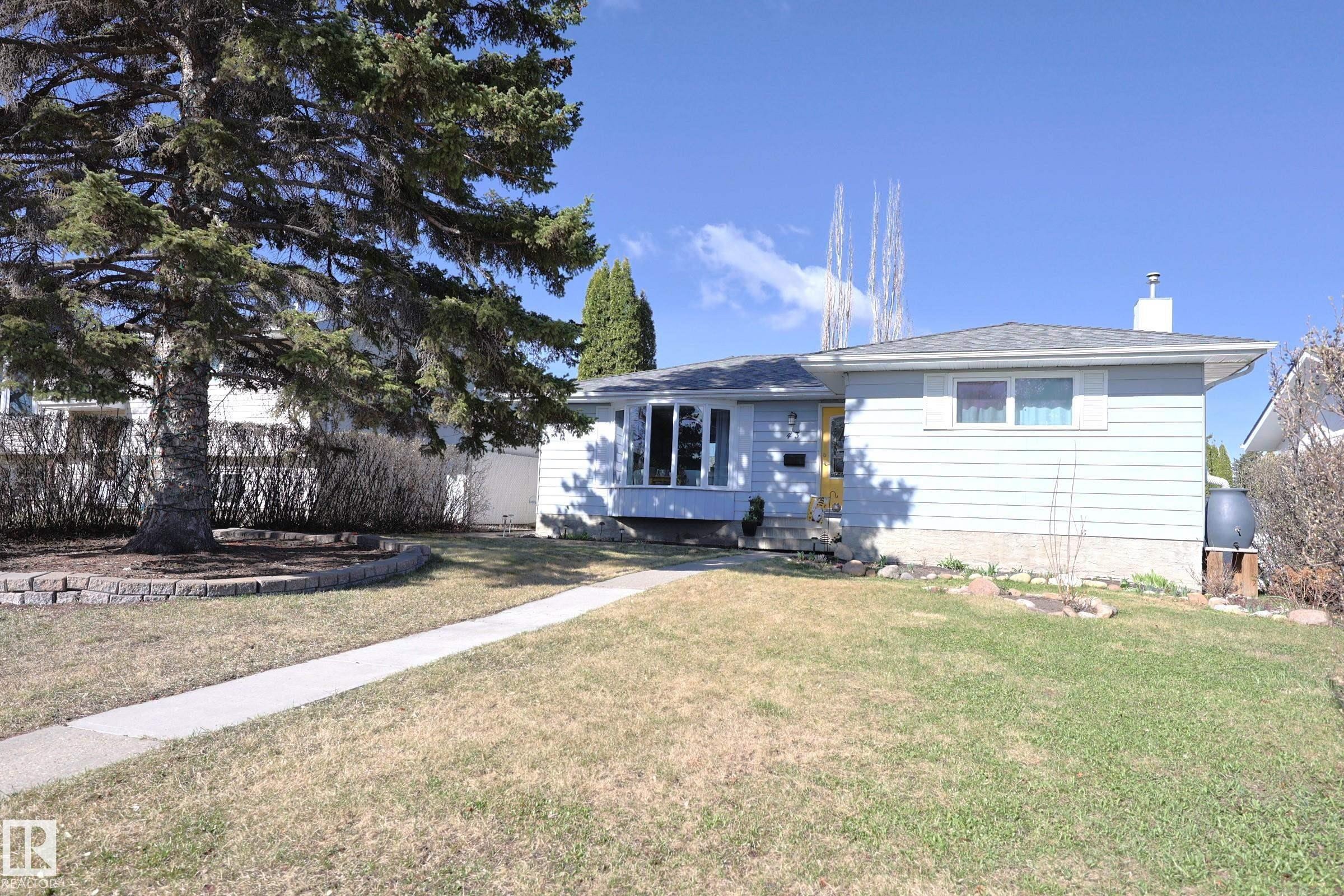 43 Brampton Street, Spruce Grove, AB - Outdoor With Deck Patio Veranda