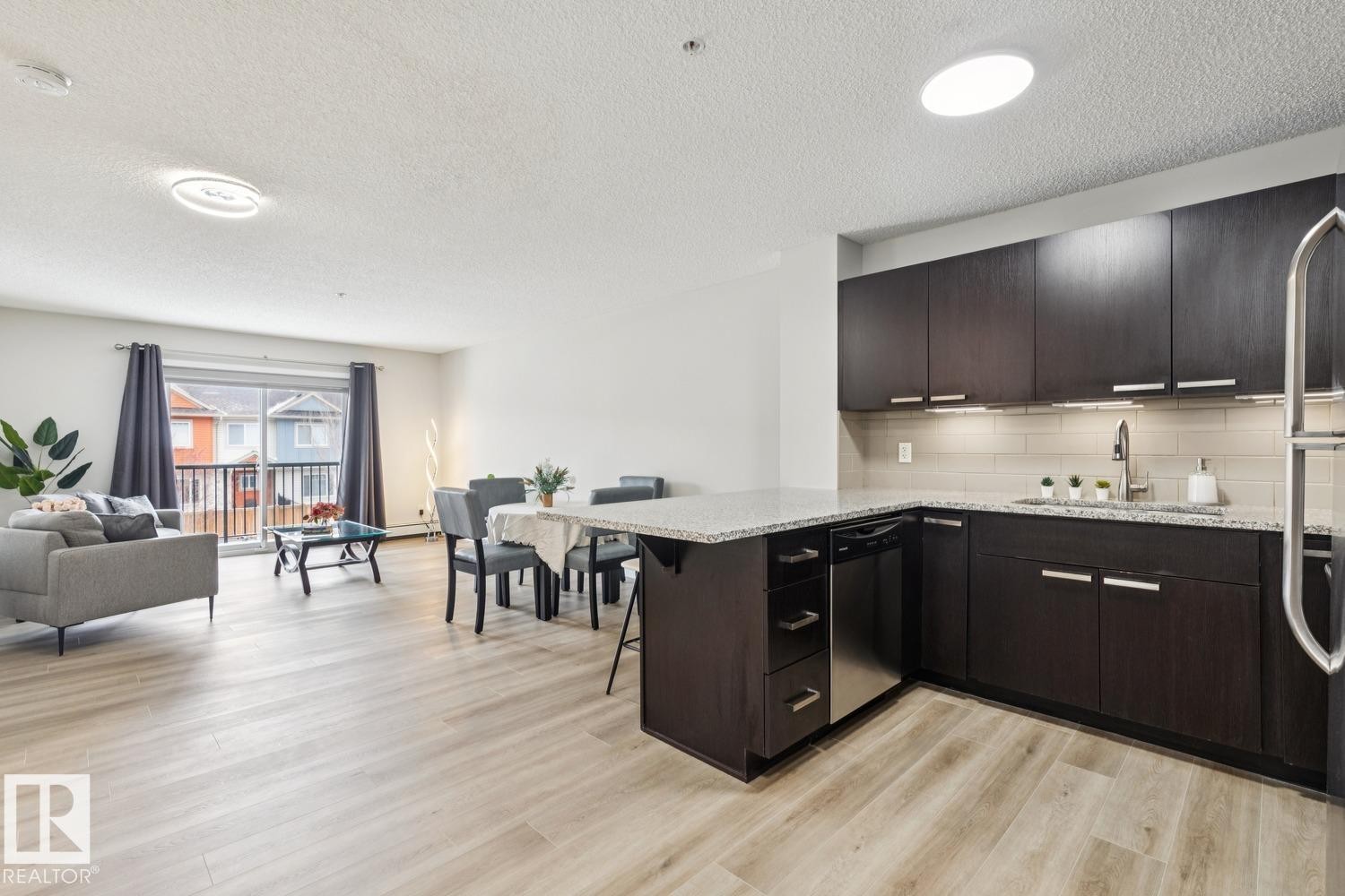 206 14808 125 Street Nw, Edmonton, AB