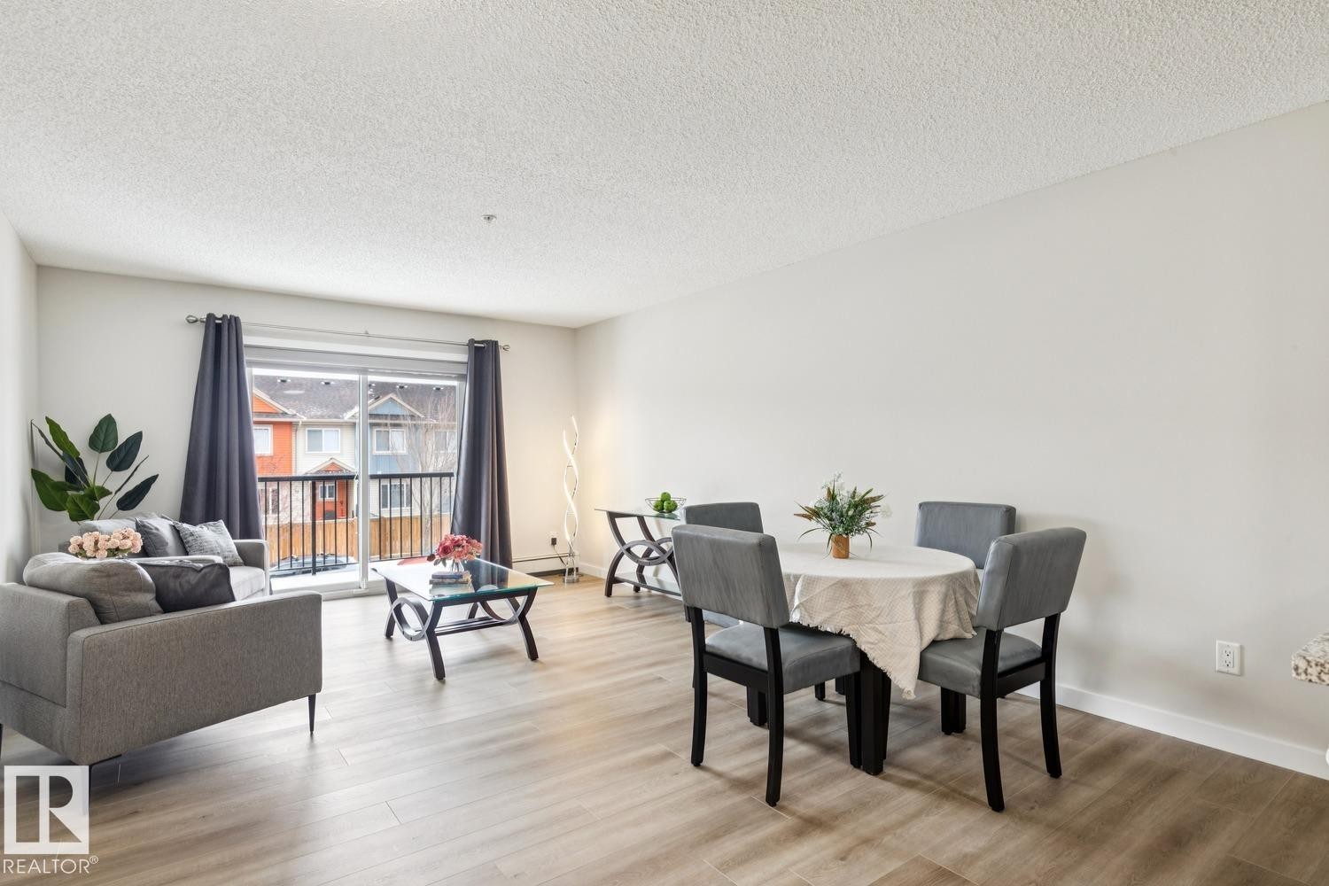 206 14808 125 Street Nw, Edmonton, AB